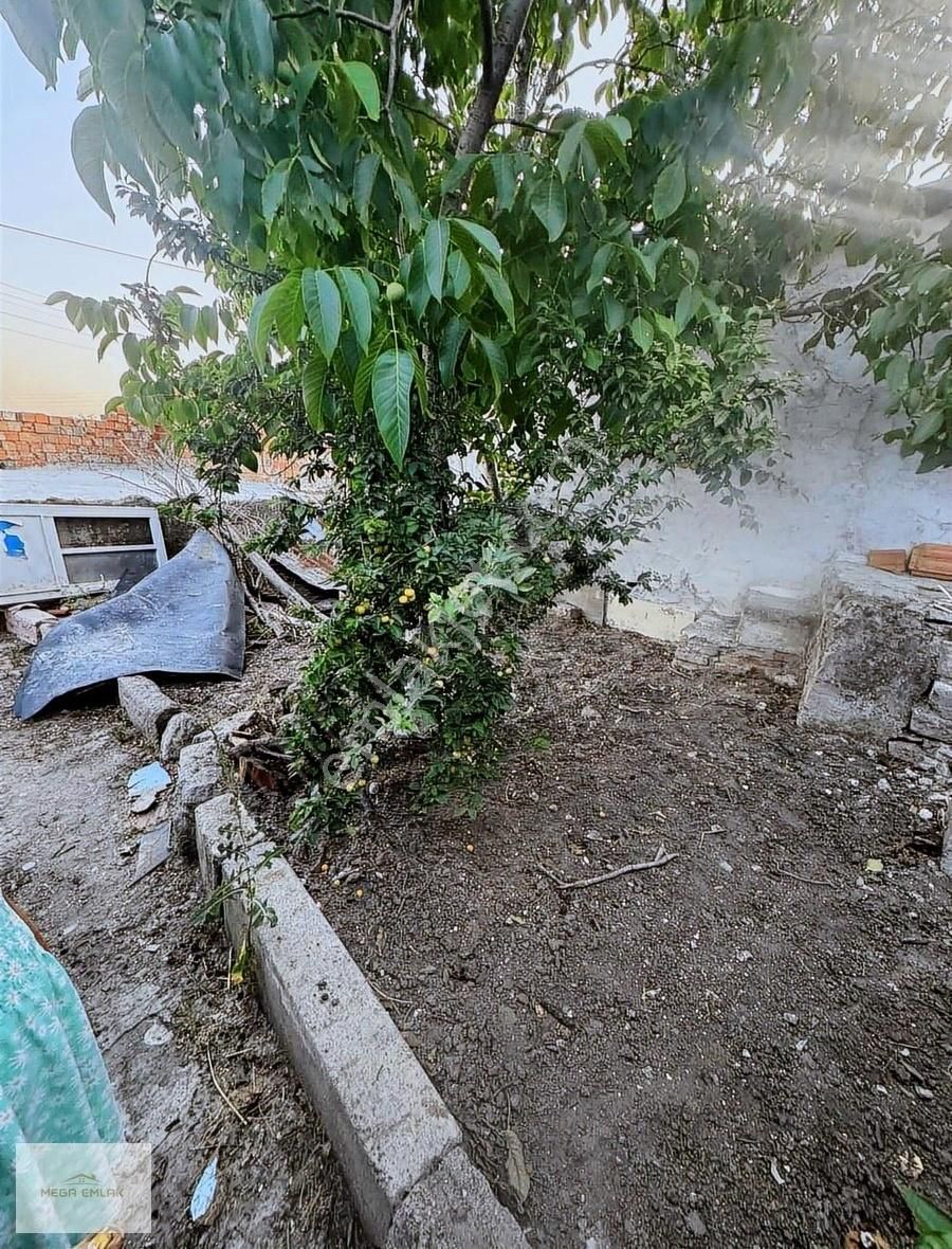 Mega Emlaktan Satılık Kale Mahallesinde Bahçeli Müstakil Ev - Görsel 4