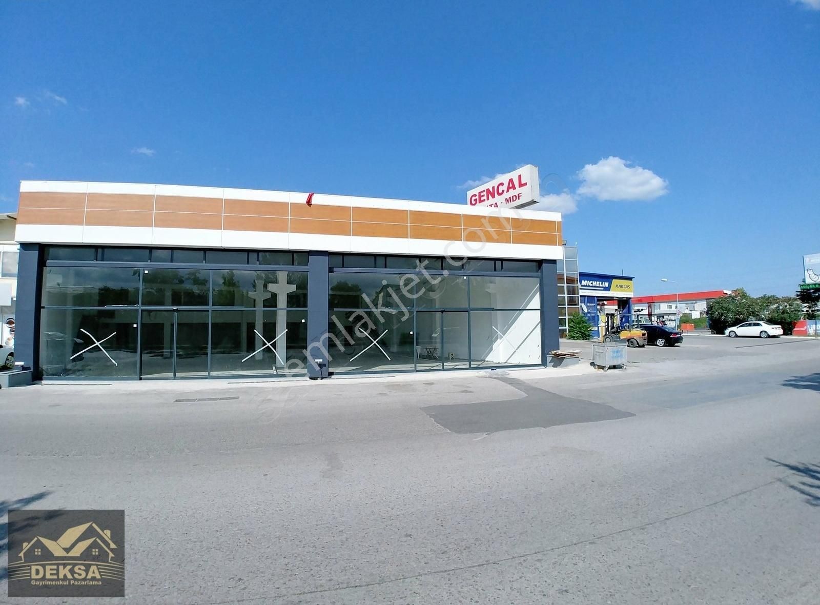 İzmit Sanayi Sitesi Karşısı Ana Caddede Satılık 817 M2 Dükkan - Görsel 23
