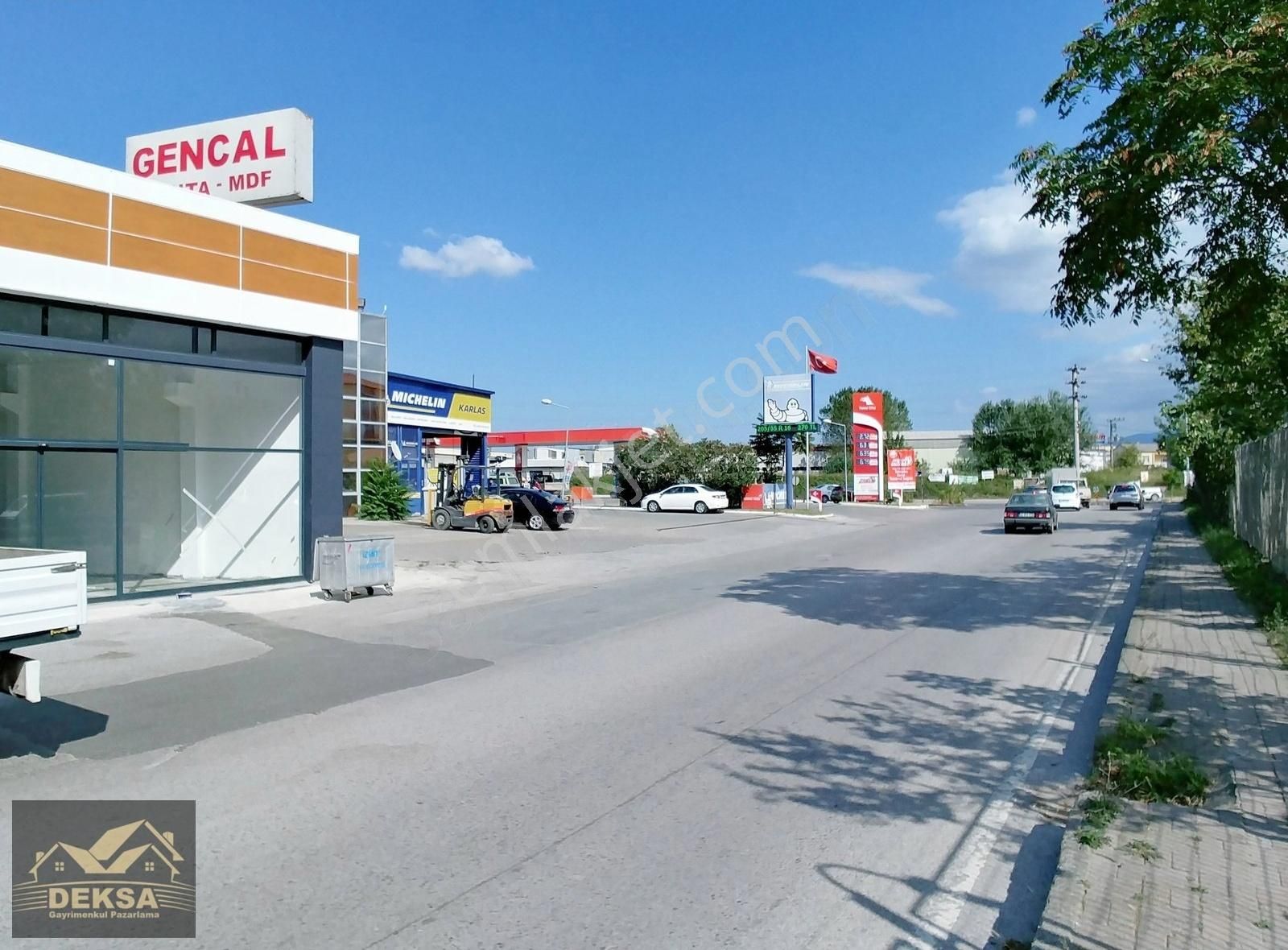 İzmit Sanayi Sitesi Karşısı Ana Caddede Satılık 817 M2 Dükkan - Görsel 15