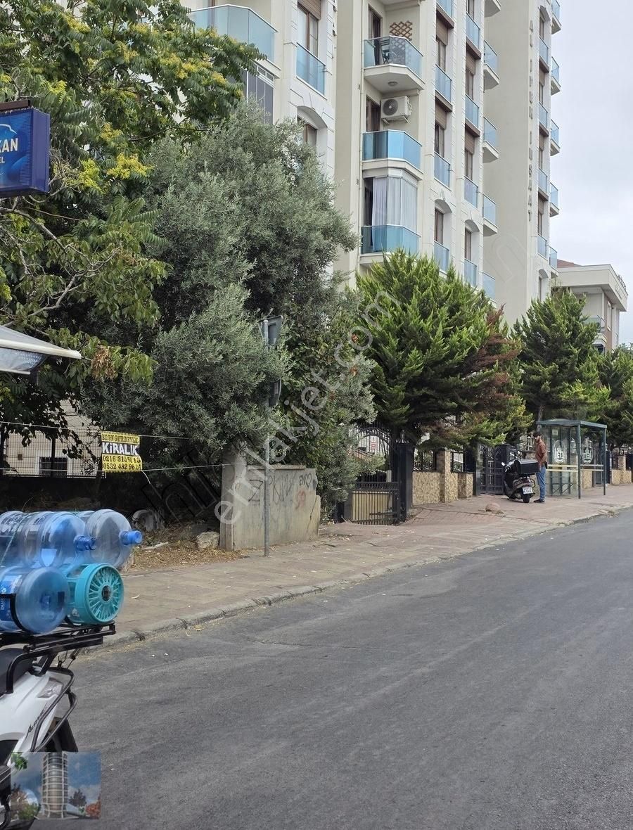 Esatpaşada / Cadde Üzeri / 286 M2 / Satılık