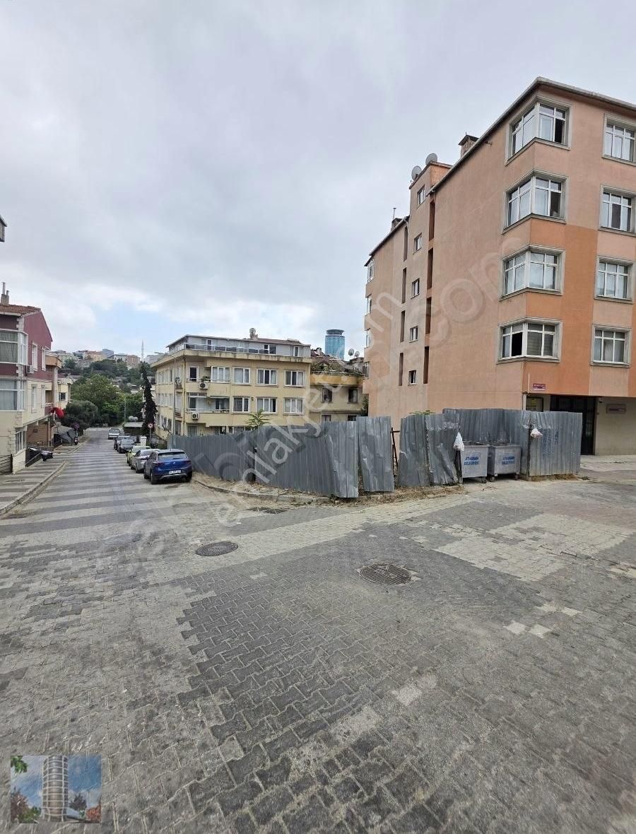 Örnek Mah- Ercüment Batanay Caddesine 2. Parsel -244 M2-satılık