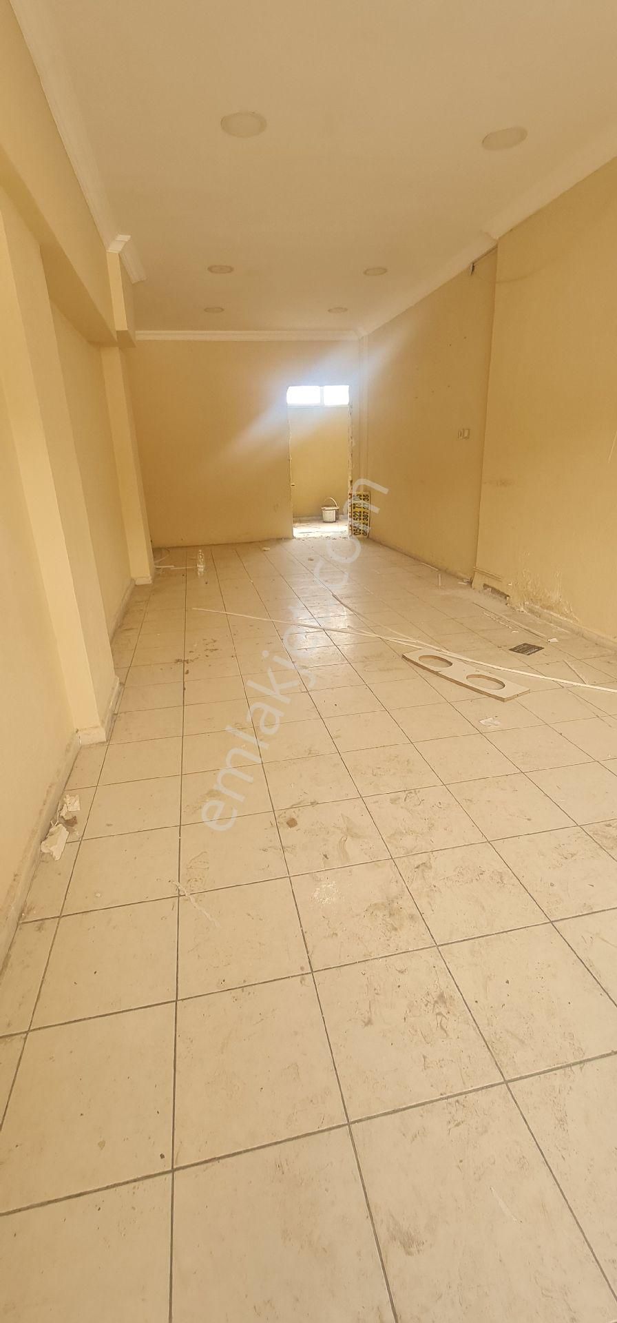 İzmir Konak Güneşli Mahallesinde 80 M2 Kiralık Dükkan
