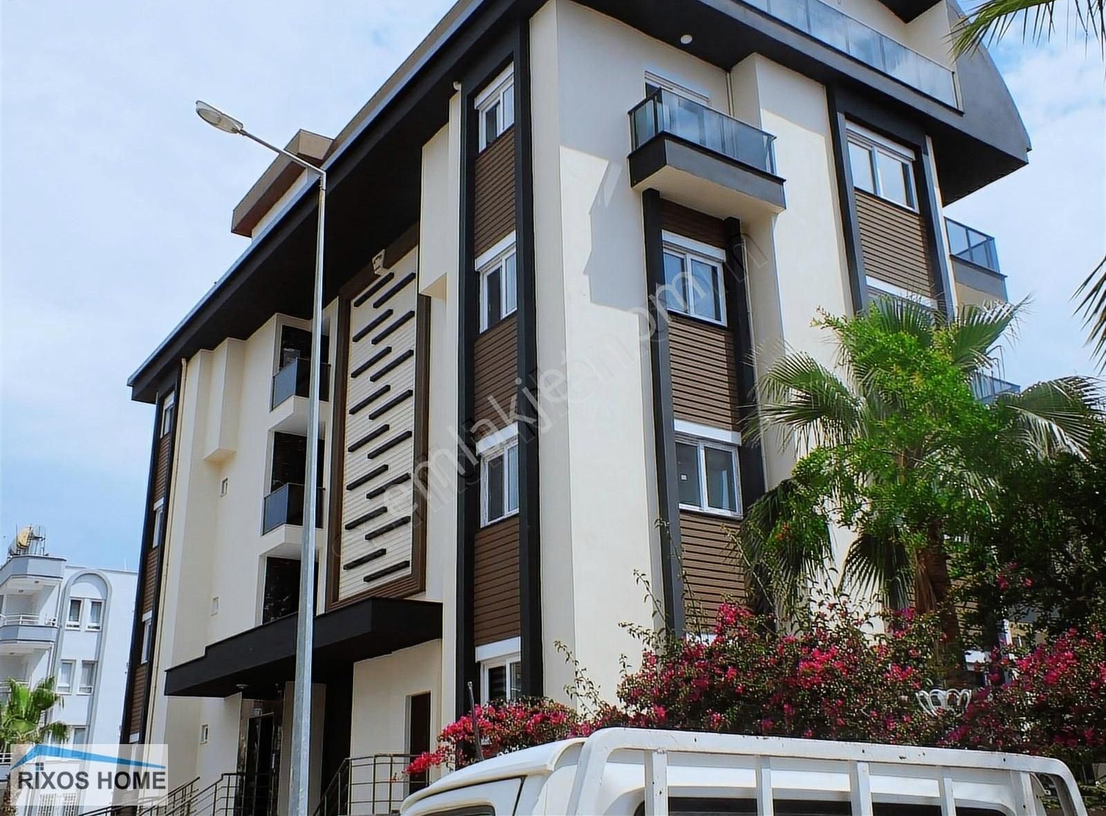 Avsallar Da Denize 300 Metre Eşyalı Lüks Kiralık 1+1 Daire - Görsel 16