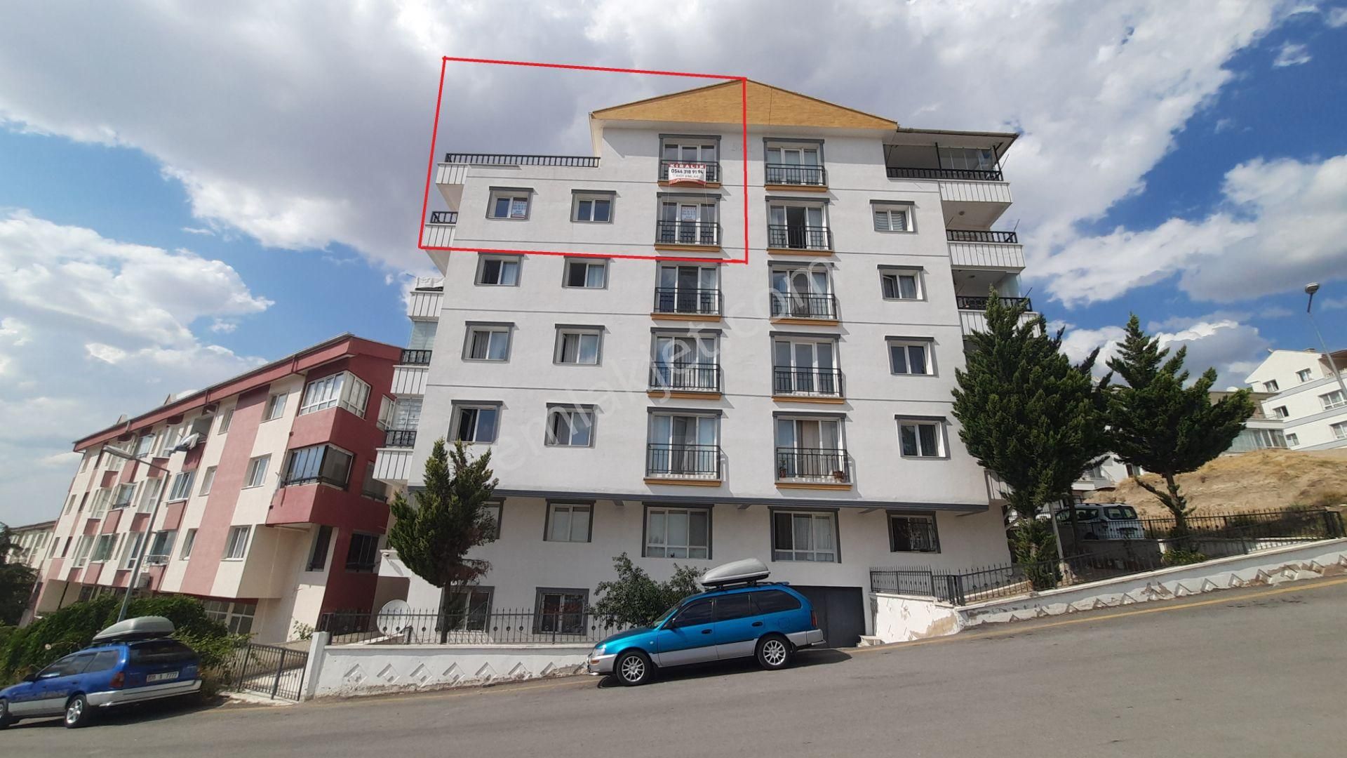 Akif'ten Elvankent Topçu'da 5+1 Manzaralı Teraslı Kiralık Daire