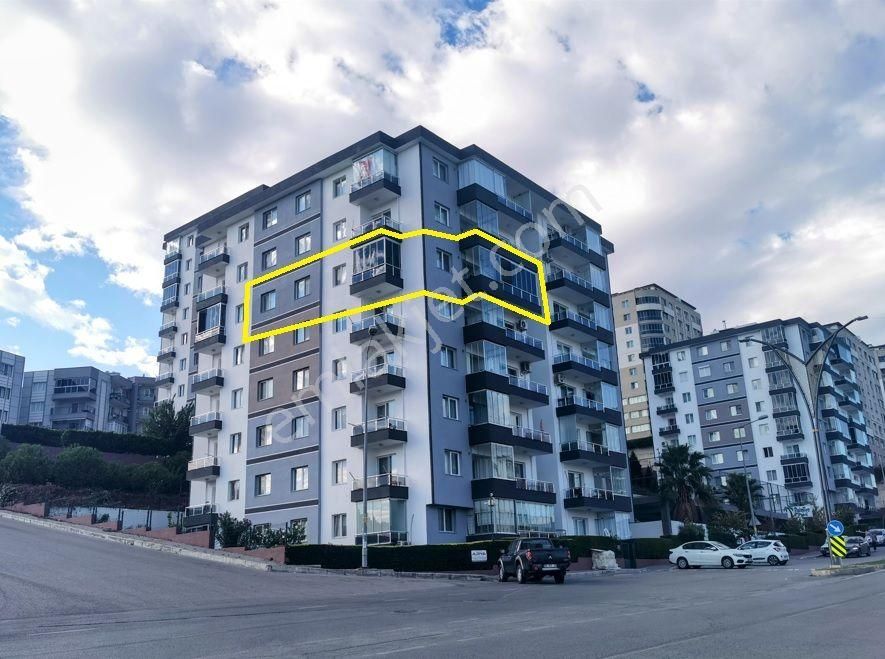 Bülent Ateşci'den Siteler Mah. Palmiye Park Sitesinde 3+1 Daire