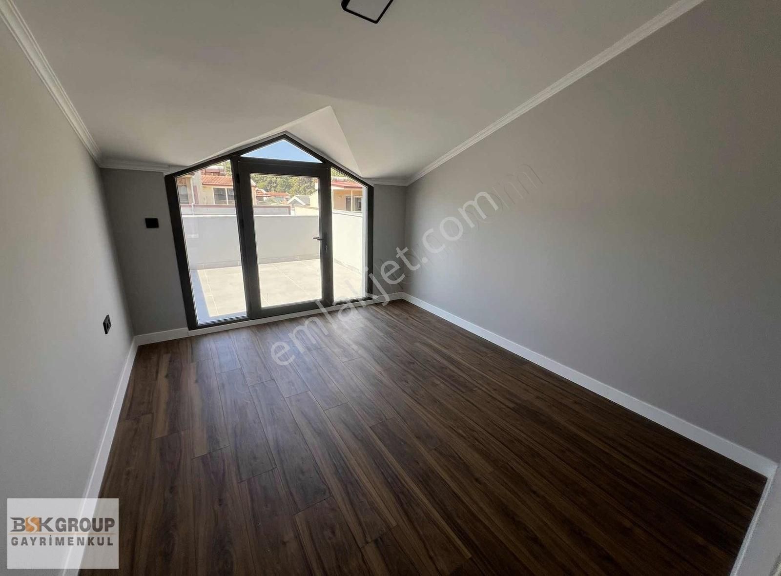 Bsk Group'dan Ultra Lüx Kullanışlı Ferah Villa..! - Görsel 24