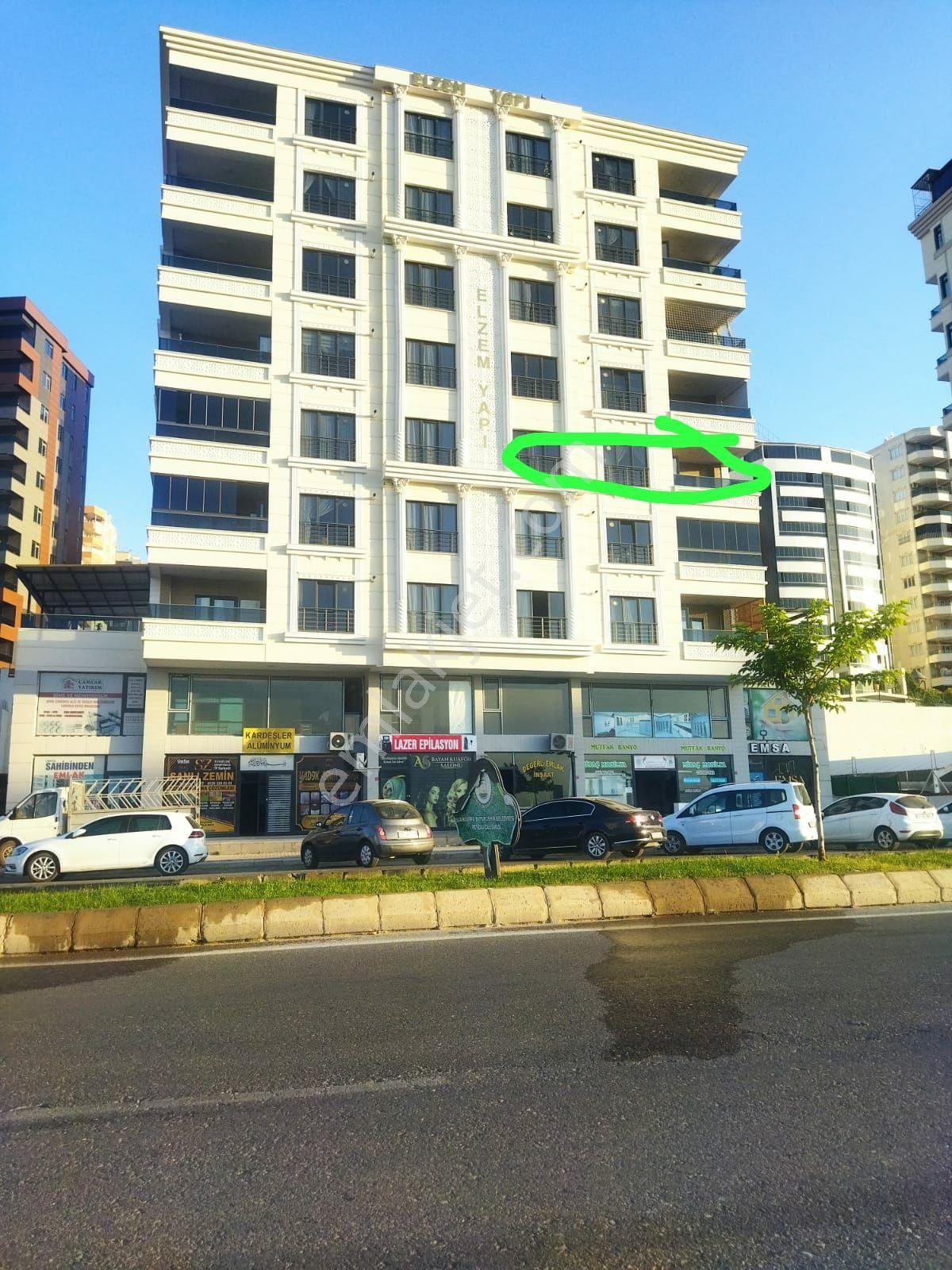Doğukent De İkinci 35 Mt Yol Üzerinde 4+1 200 M² Full Lüx Daire