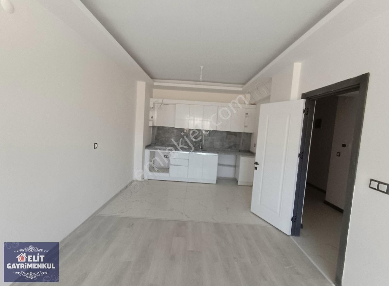 Erkilet Çocuk Hastanesi Yakını Ara Kat Kiralık 2.5+1 Daire