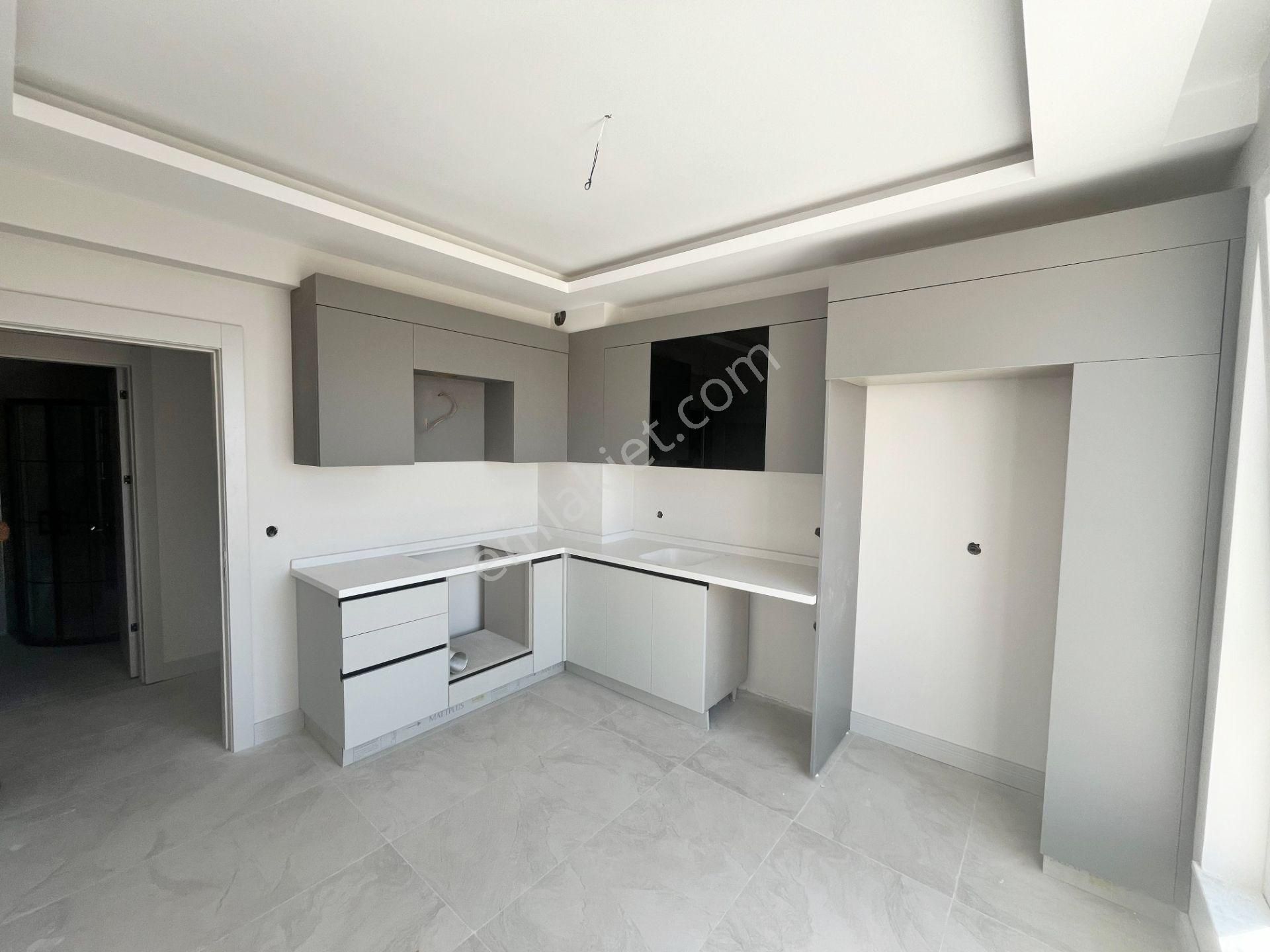 Atayurt Mahallesi Satılık Yerden Isıtma Ara Katta 2+1 Daire