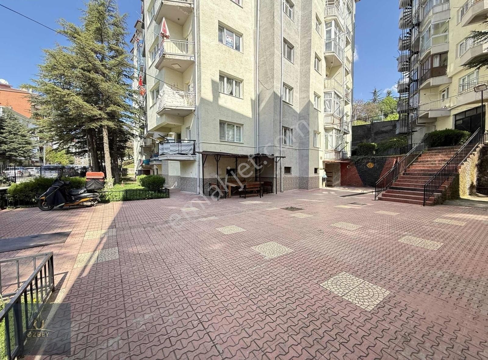 Özbey Emlaktan Site İçi Satılık 3+1 Daire