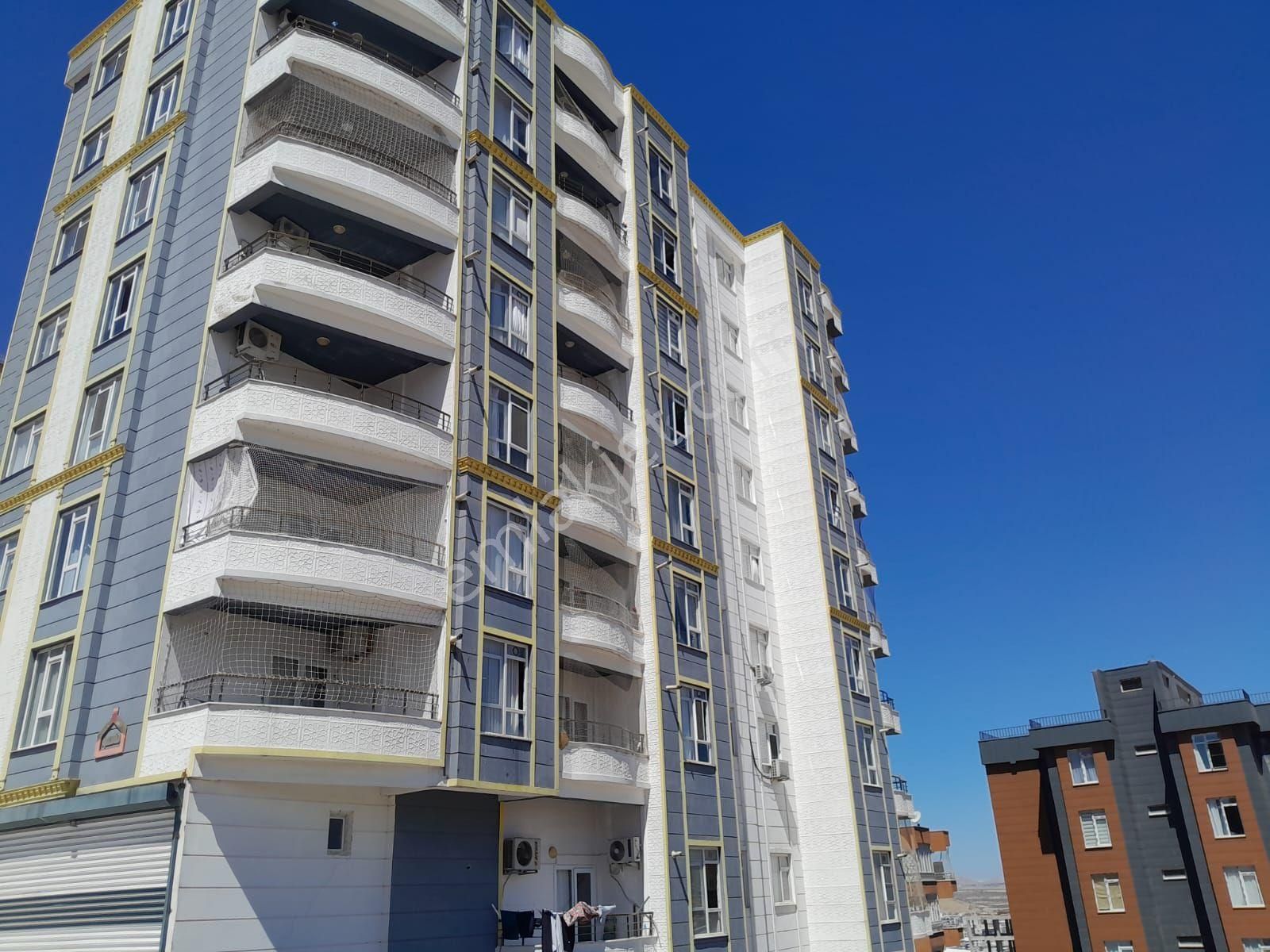 Badıllı Üngün Emlak Tan Doğukent Mah Yaşam Park Cadde Üzerinde 2+1 Son Kat Daire
