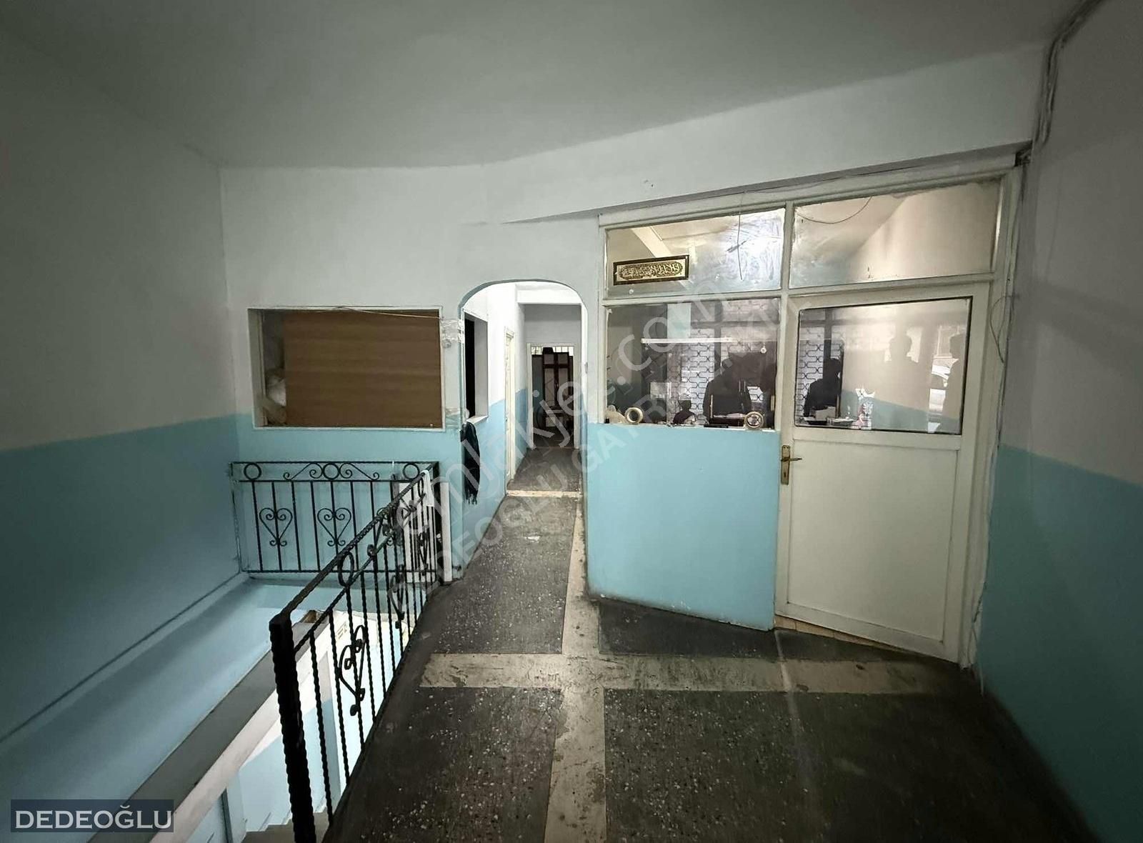 Sultanmurat Mahallesinde Satılık Dükkan Araç Takasına Uygun - Görsel 3