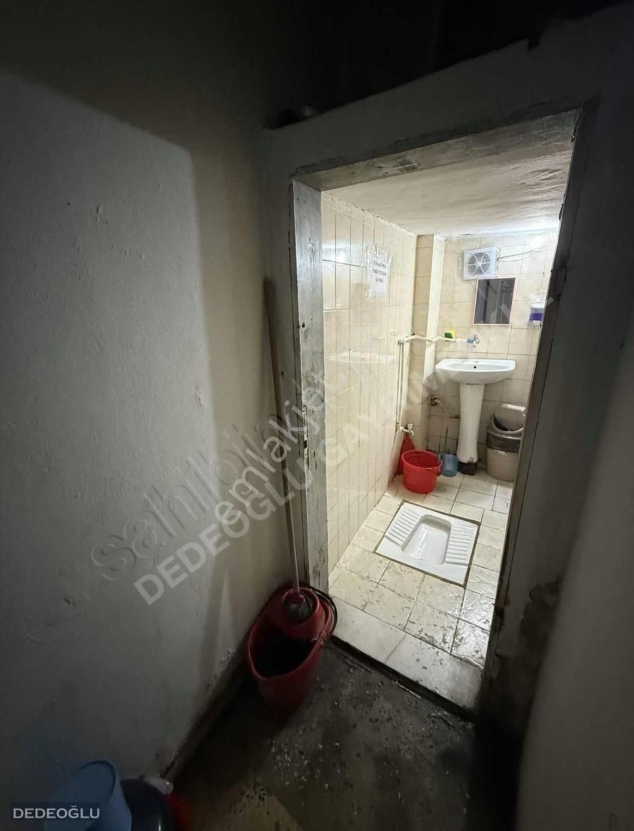 Sultanmurat Mahallesinde Satılık Dükkan Araç Takasına Uygun - Görsel 8