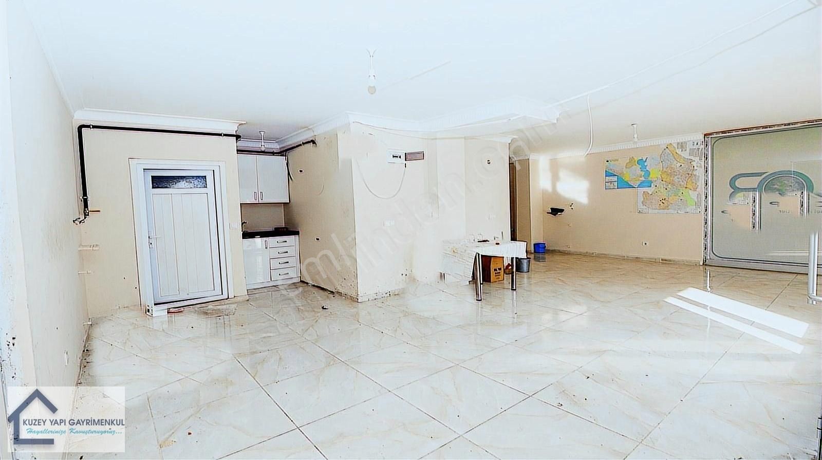 Beylikdüzü Kavaklıda Kiralık Depo Dükkan