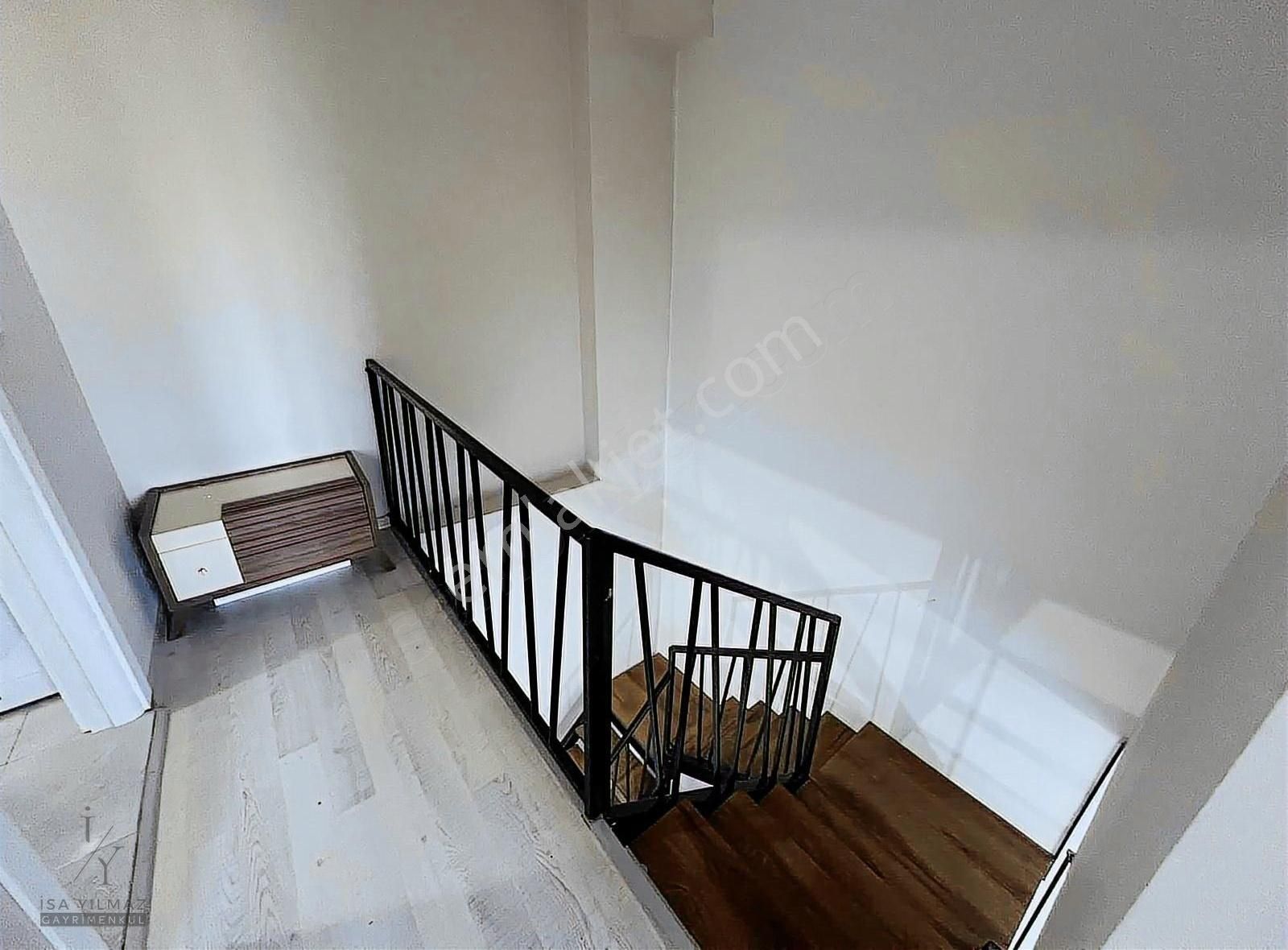 İsa Yılmaz'dan 2+1 Ters Dublex Site İçi Ful Eşyalı Mülkiyetli - Görsel 6