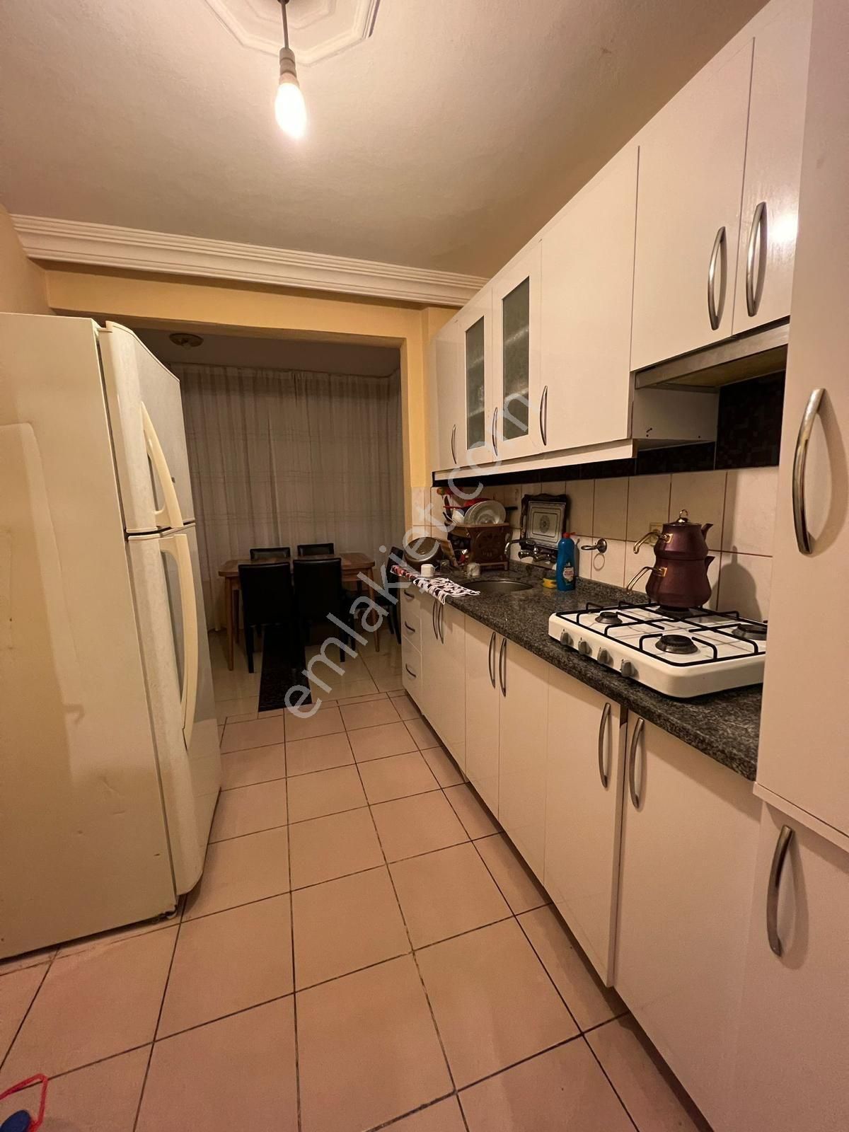Alanya Kadıpaşa Mahallesi Asansörlü Mobilyalı 2+1