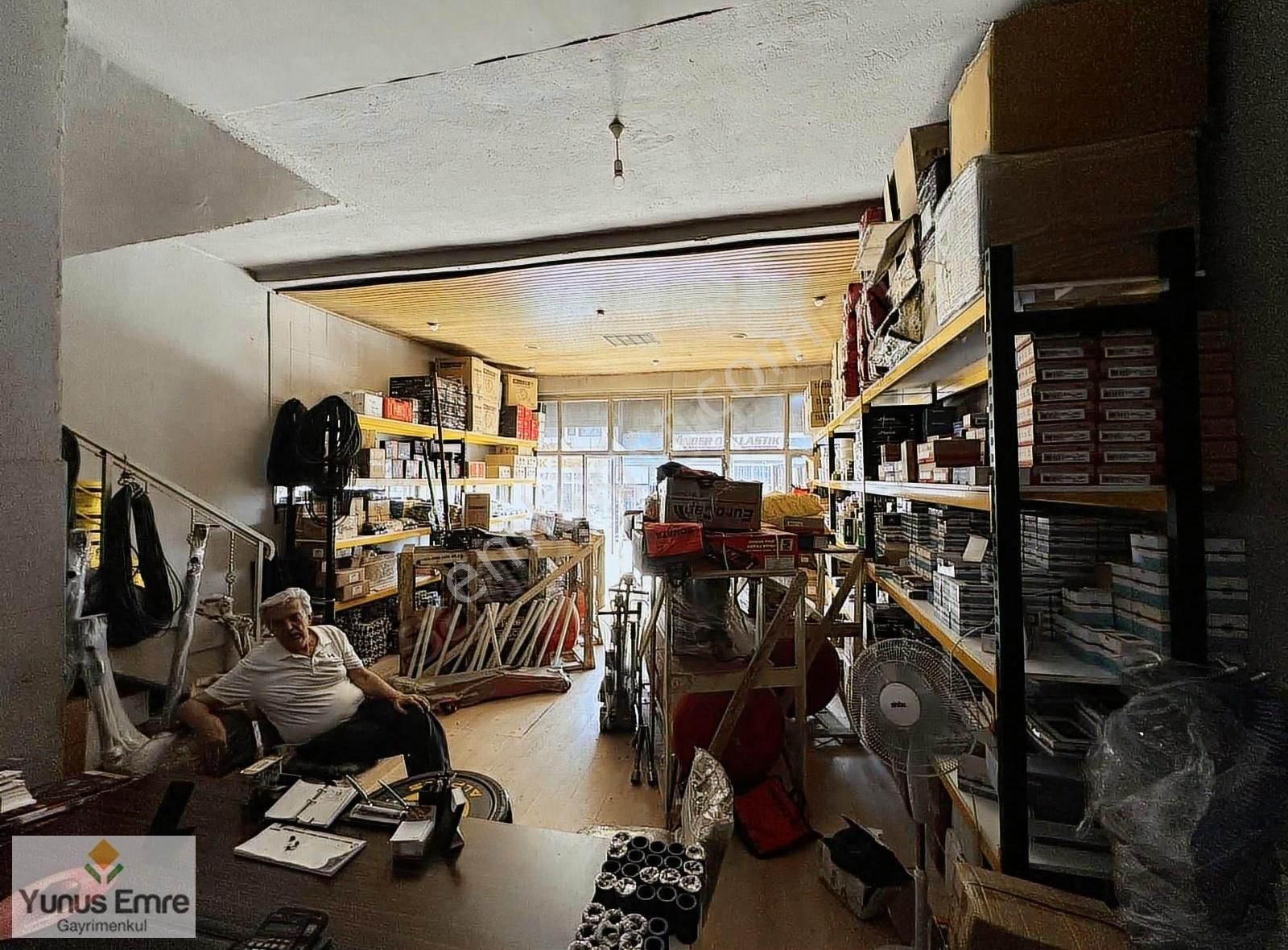 Zafer Sanayi'de 150 M² Satılık Dükkan - Görsel 2