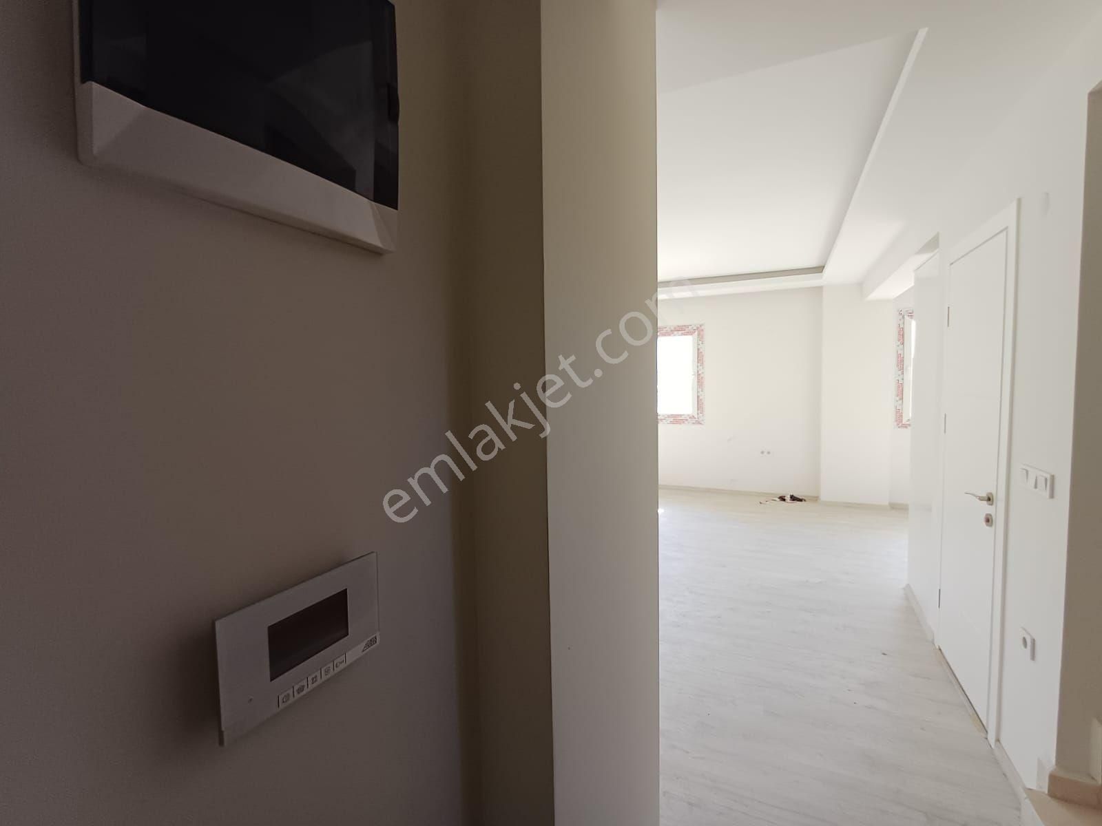 Stop’tan Patlangıç Pazaryeri Merkezi Satılık 120m² Dubleks 2+1 - Görsel 4