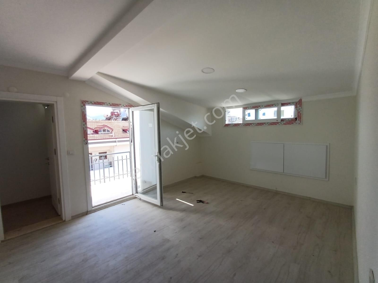 Stop’tan Patlangıç Pazaryeri Merkezi Satılık 120m² Dubleks 2+1 - Görsel 12