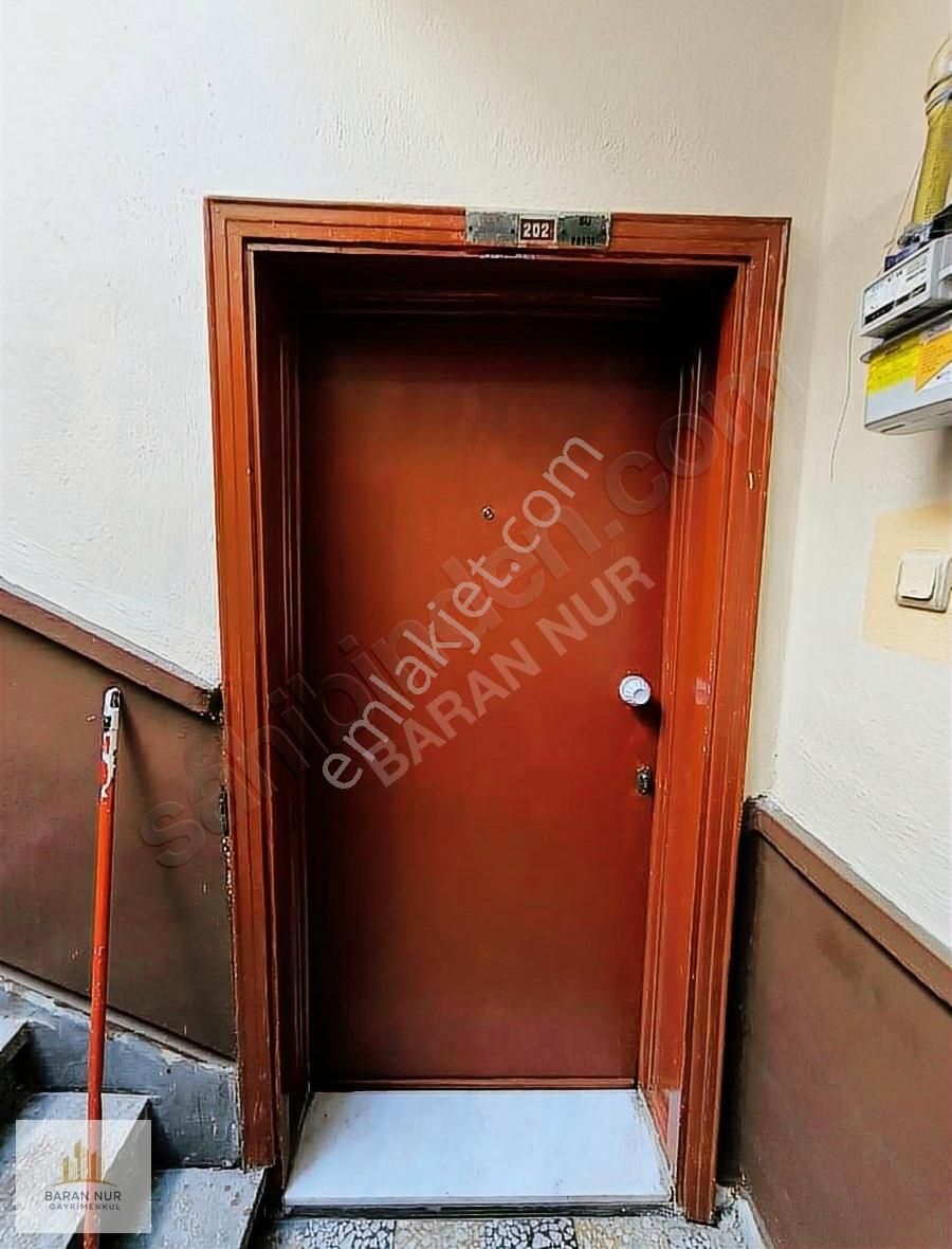 Şehrin Merkezinde Yüksek Kira Getirili Bakımlı Satılık Daire