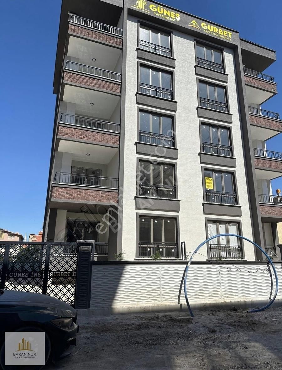Meram Uluğbey De Satılık Ara Kat Lüx 2+1 Sıfır Daireler