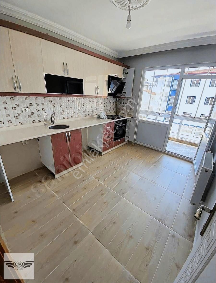 Merkezi Konum 3+1 Ön Cephe Ara Kat Kiralık Daire