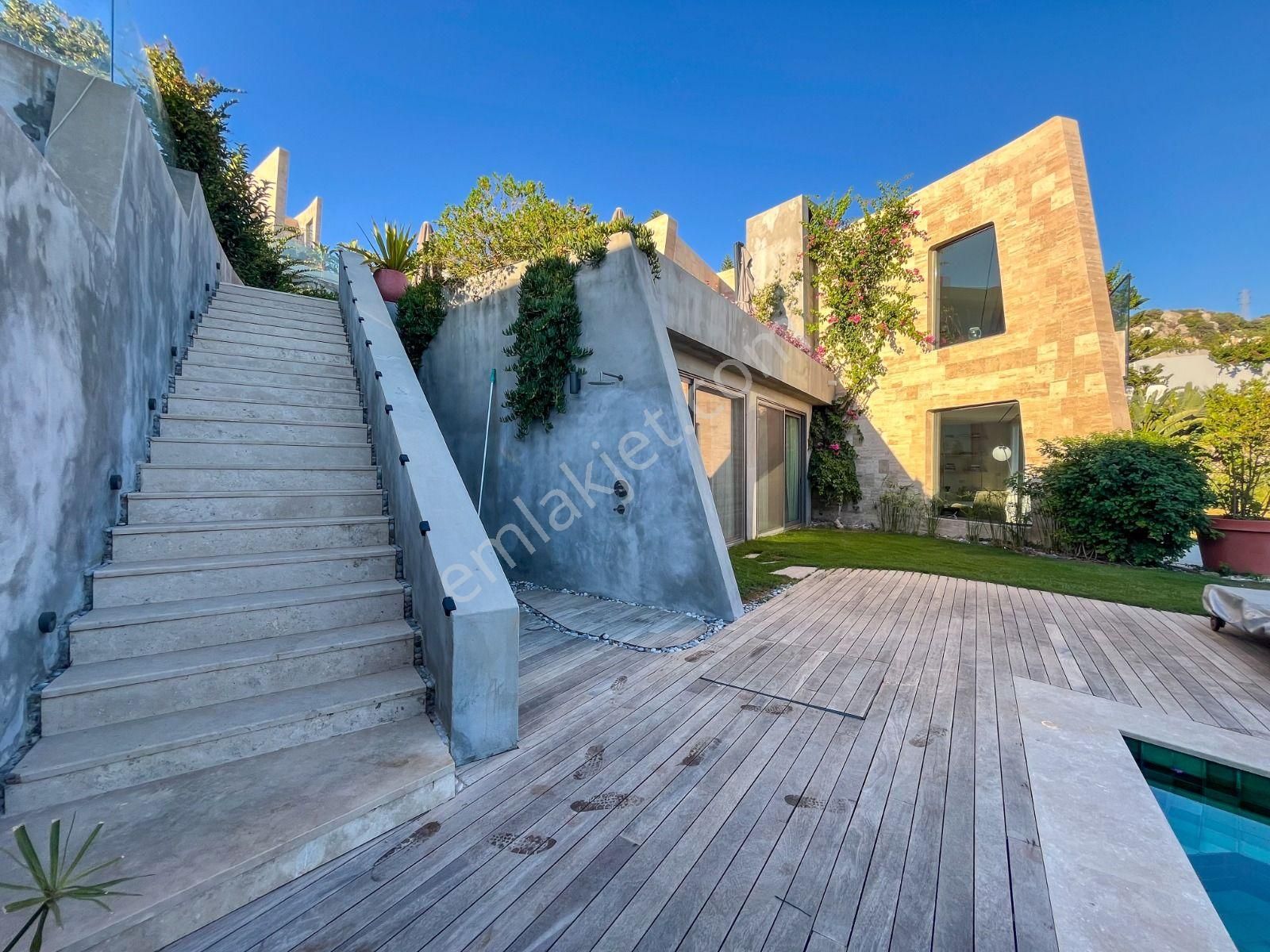 Bodrum Merkez'de Satılık 6+2 Ultra Lüks Villa - Görsel 9