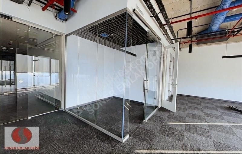 Kuriş Kule'de 16.kat Deniz Manzaralı Kiralık Lüks A+ Ofis - Görsel 16
