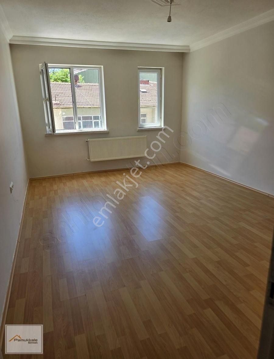 Pamukkale Emlaktan Hatboyu Bulvarı Yakını 3+1 Kiralık Daire