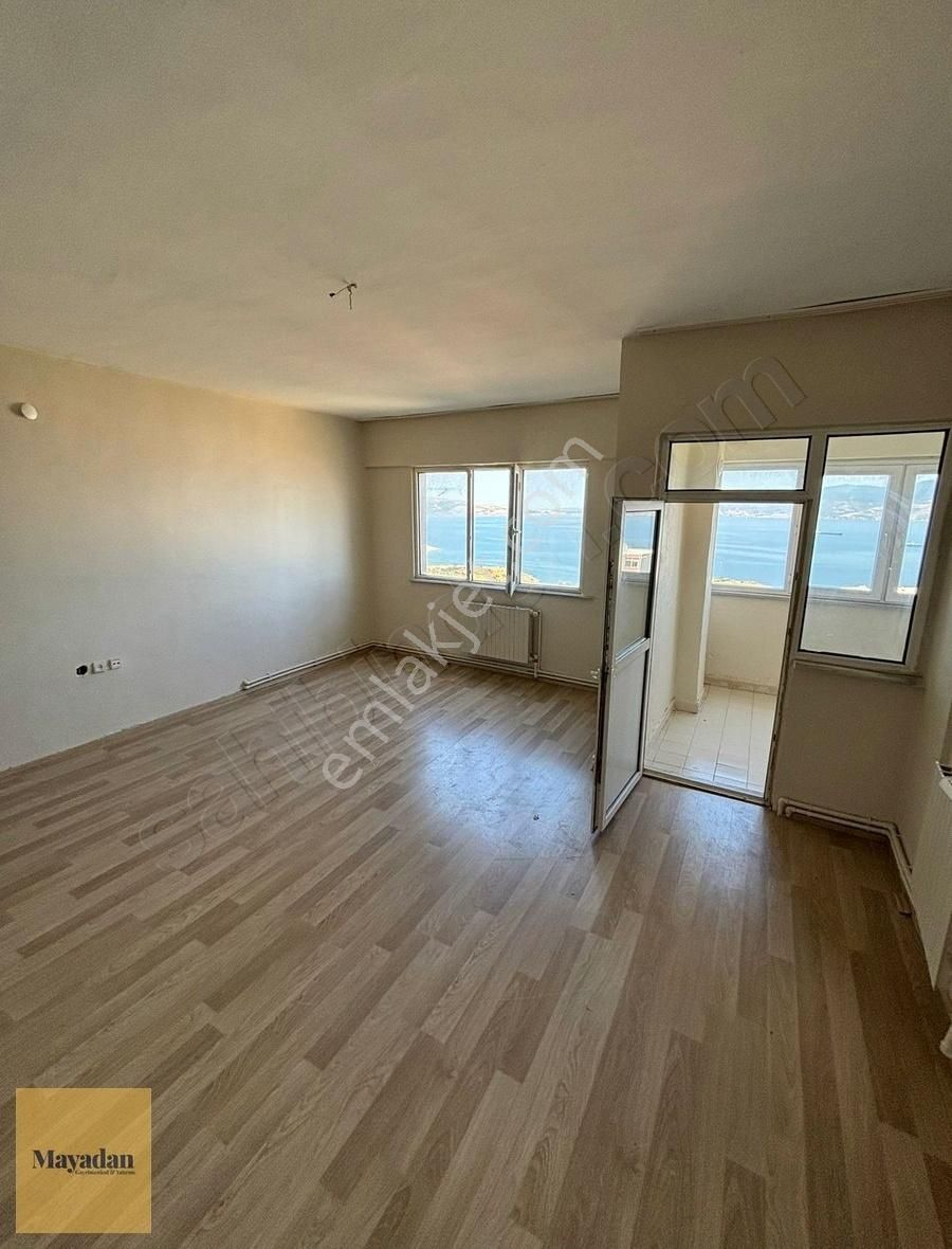 Levent Mahallesinde Deniz Manzaralı Satılık 3+1 Daire