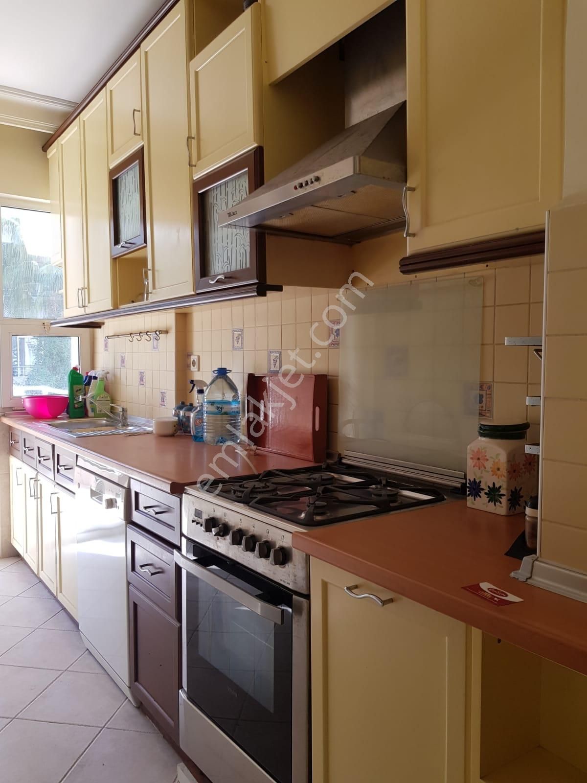 Alanya Cumhuriyet Mahallesinde Kiralık 4+1 Deniz Manzaralı Daire