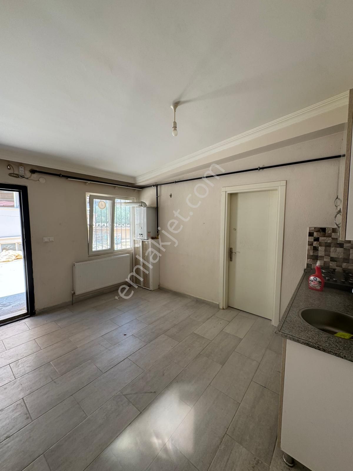 Muğla Menteşe Kötekli Mahallesi Üniversiteye Yürüme Mesafesi 2+1 Kiralık Daire