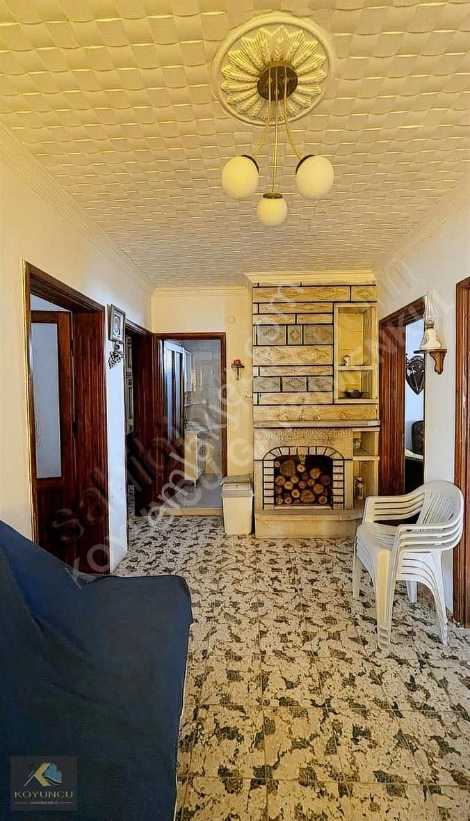 Koyuncu Gyrm-yeniçiftlik'de Deniz Tarafı 4. Ev 12 Odalı Konak - Görsel 7