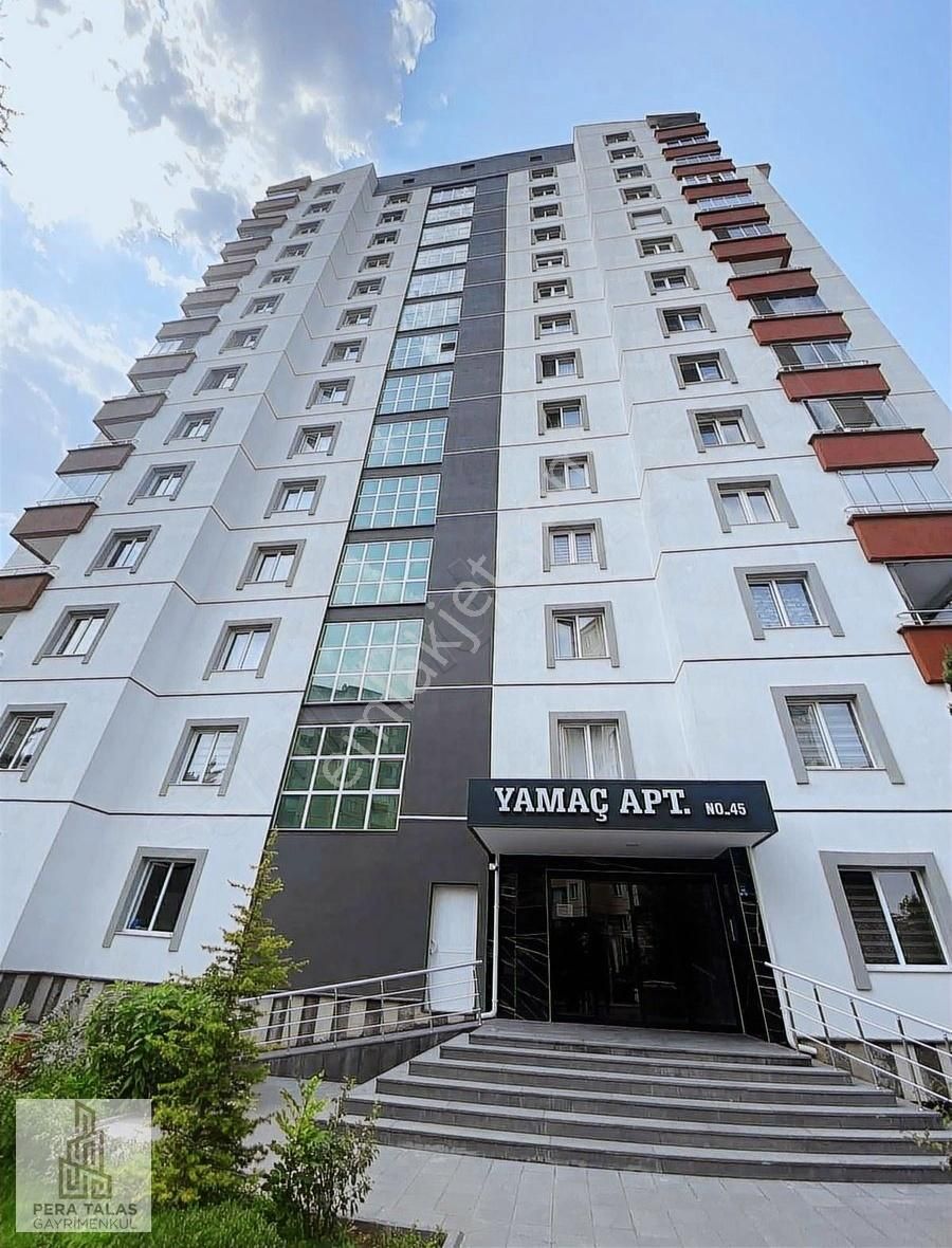 Bahçelievler'in Göz Bebeğinde Satılık Daire