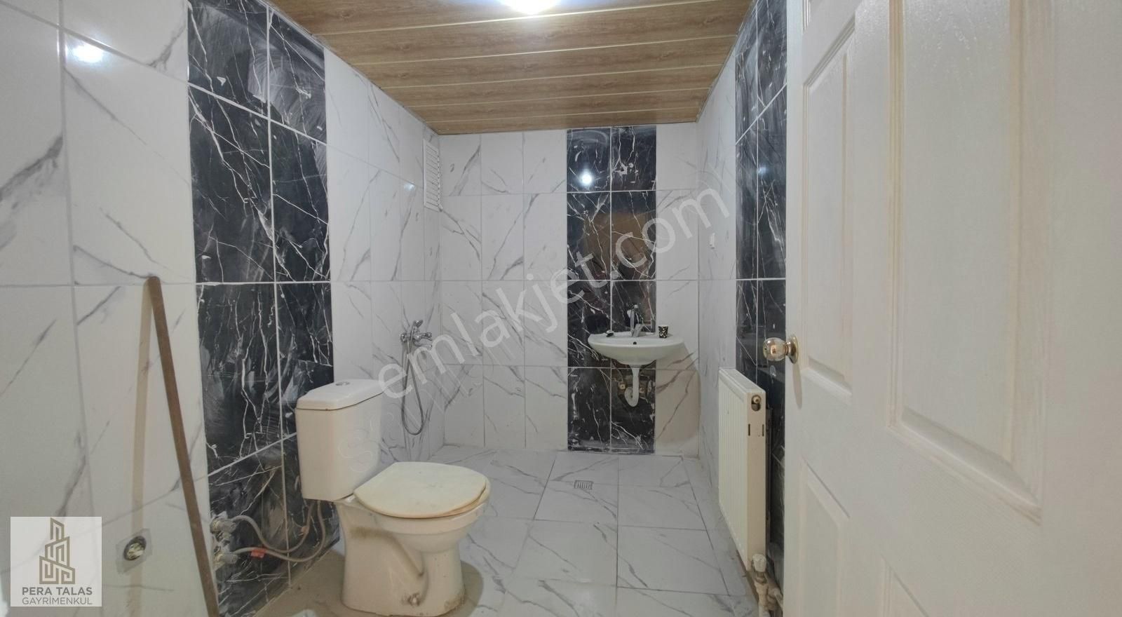 Toki 5. Bölge İçerisi Yapılı 3+1 Kiralık Daire !