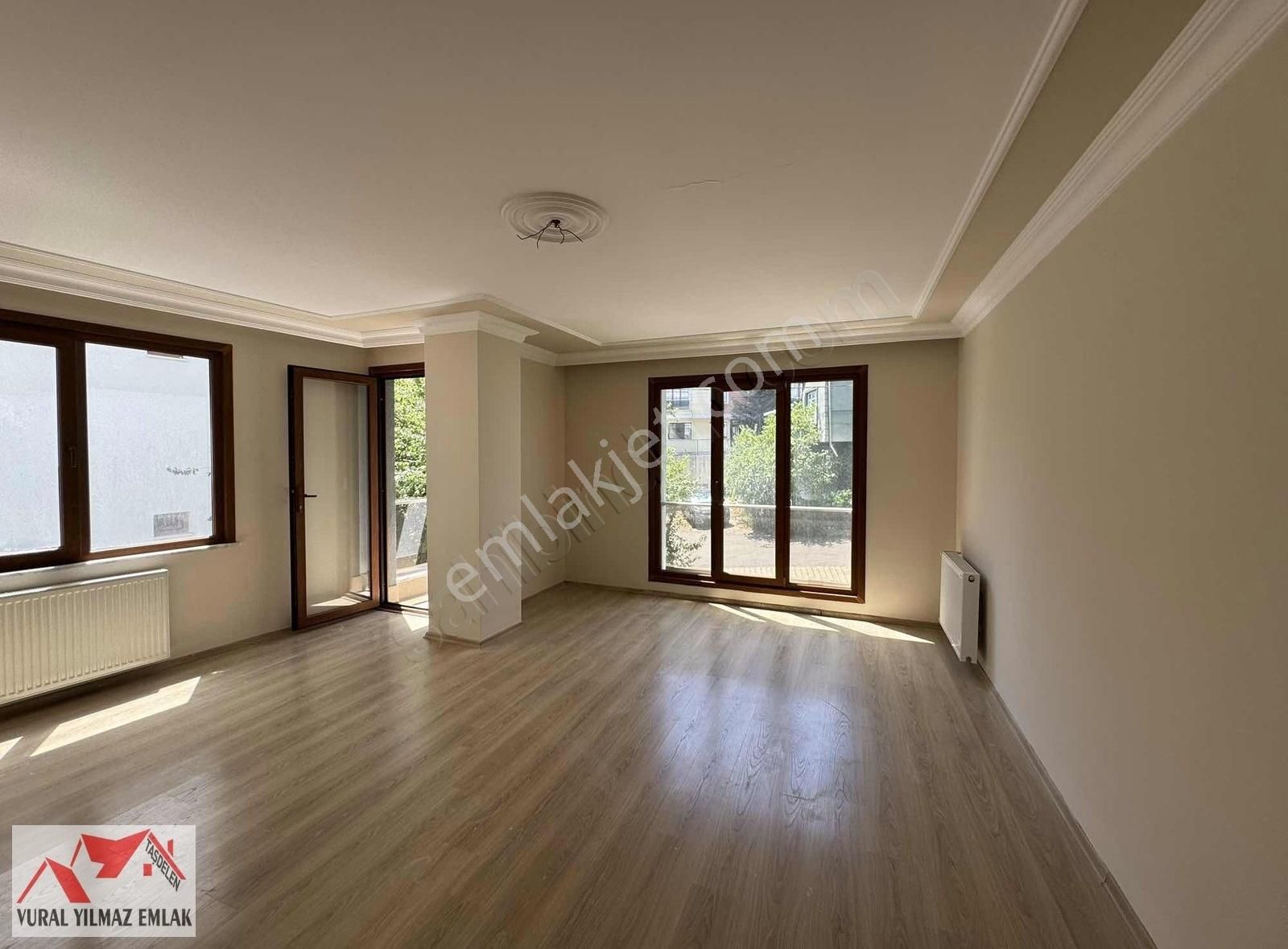 Kiralık 2+1 3.kat Daire Taşdelen Merkezde Caddeye Çok Yakın