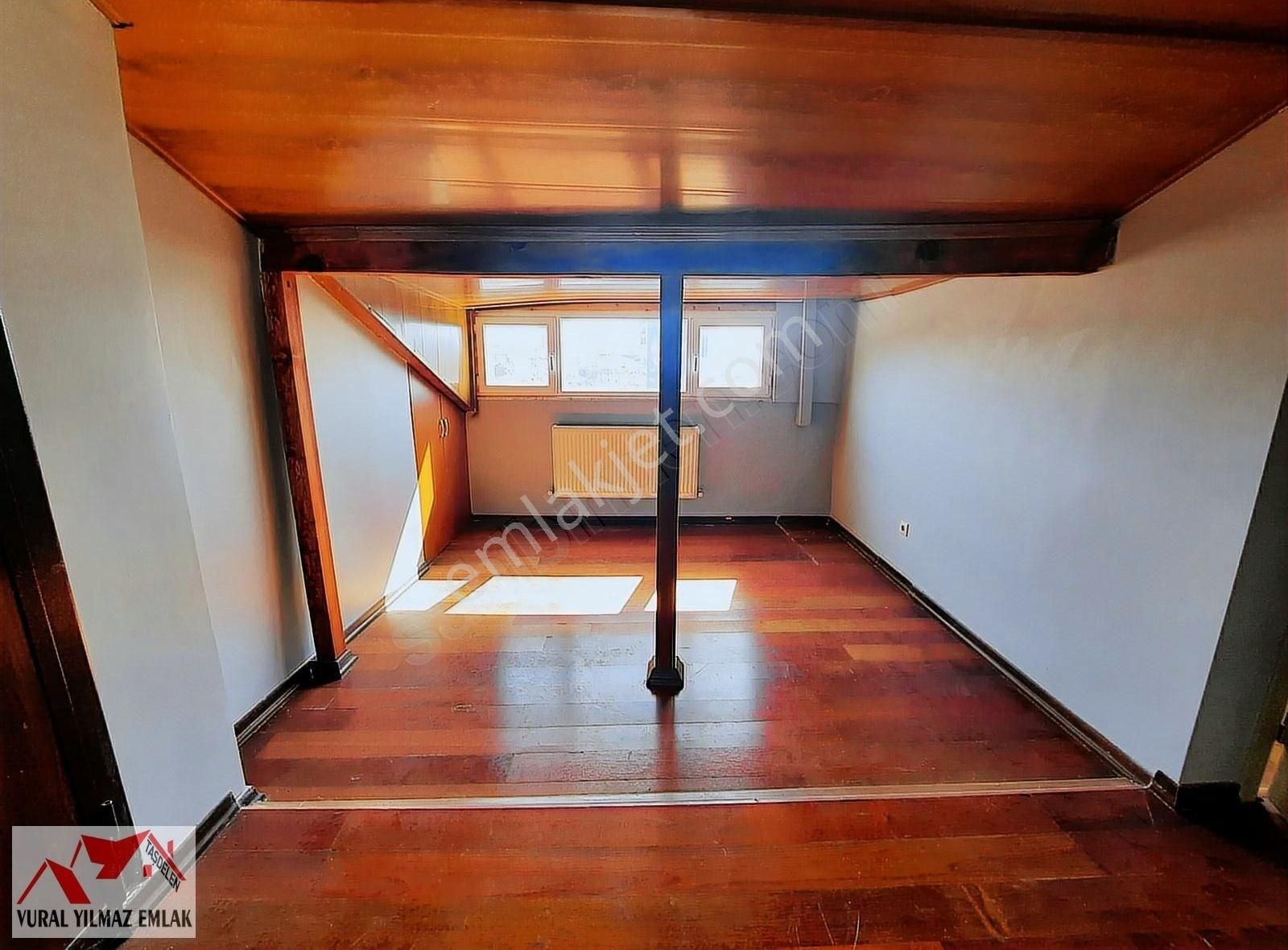 Kiralık 2+1 4.kat Daire Caddeye Çok Yakın