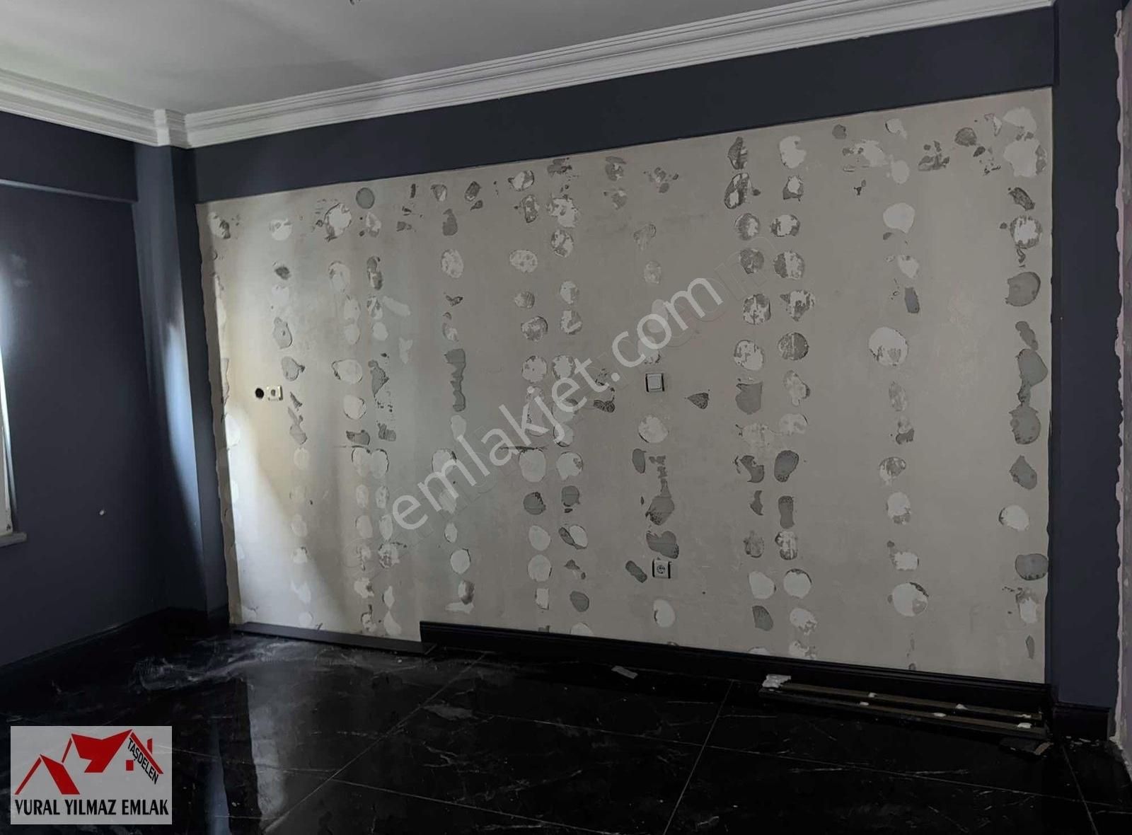 Taşdelen Merkezde Kiralık Ofis Katları 3+1-1+0