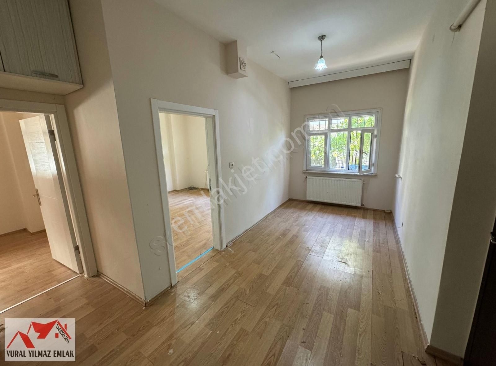 Kiralık 2+1 70m2 Giriş Kat Dairecadde Üstü