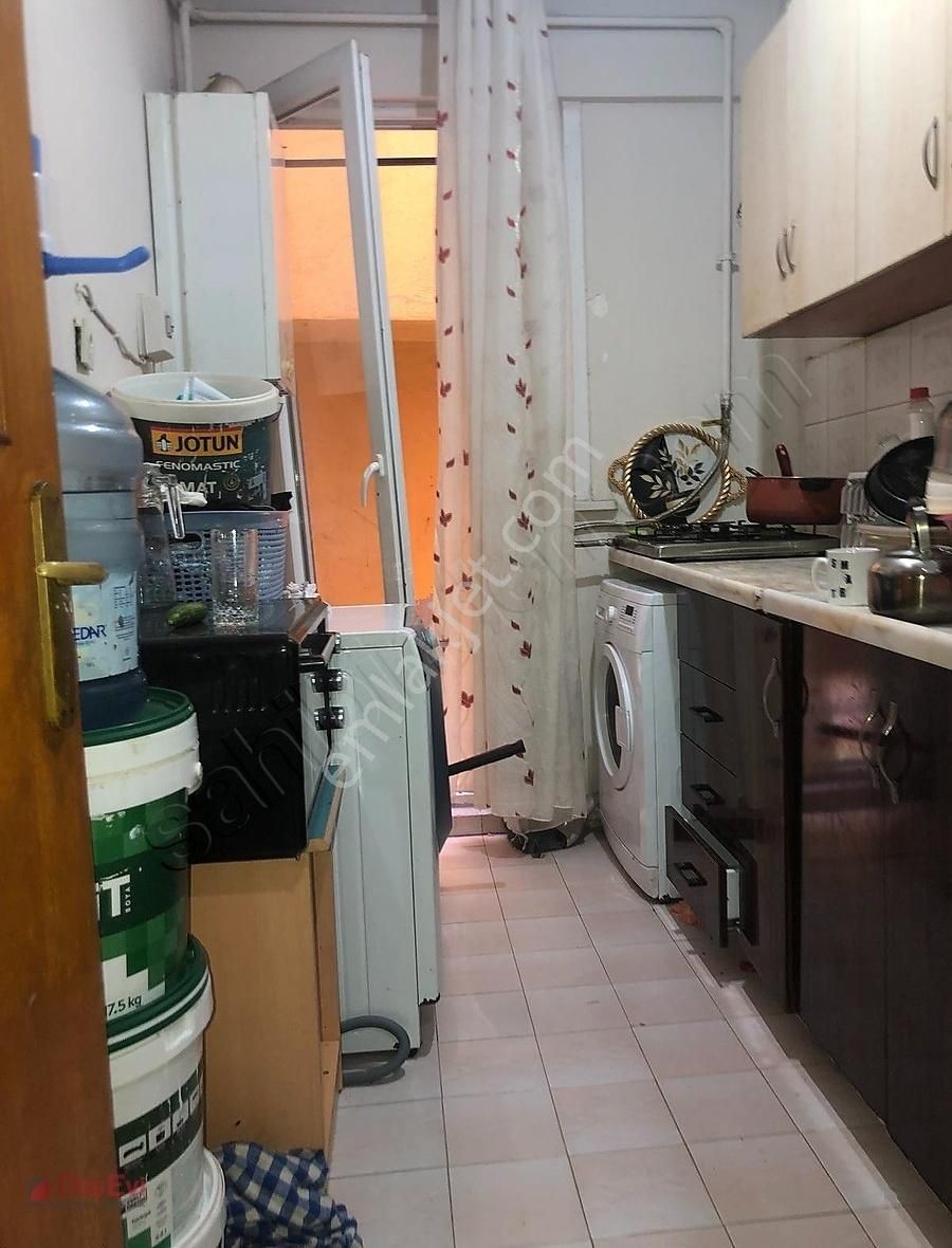 Bağcılar Yıldıztepe Mah.2+1 Satılık Bodrum Kat Daire