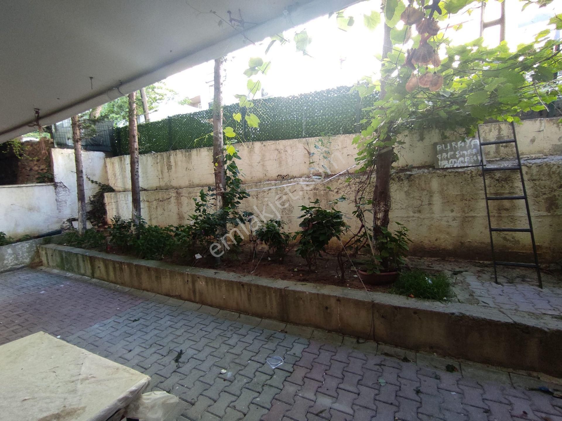 Villa Tadında 3 Katlı Tripleks 5+1 Satılık Ferah Daire - Görsel 20