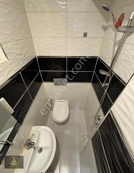Üniversite Yakını Emsalsiz Fiyata Acil Satılık 1+1 Daire