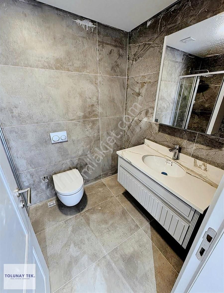 Site İçerisinde Sıfır Lüks 2+1 Klimalı Yerden Isıtmalı Daire