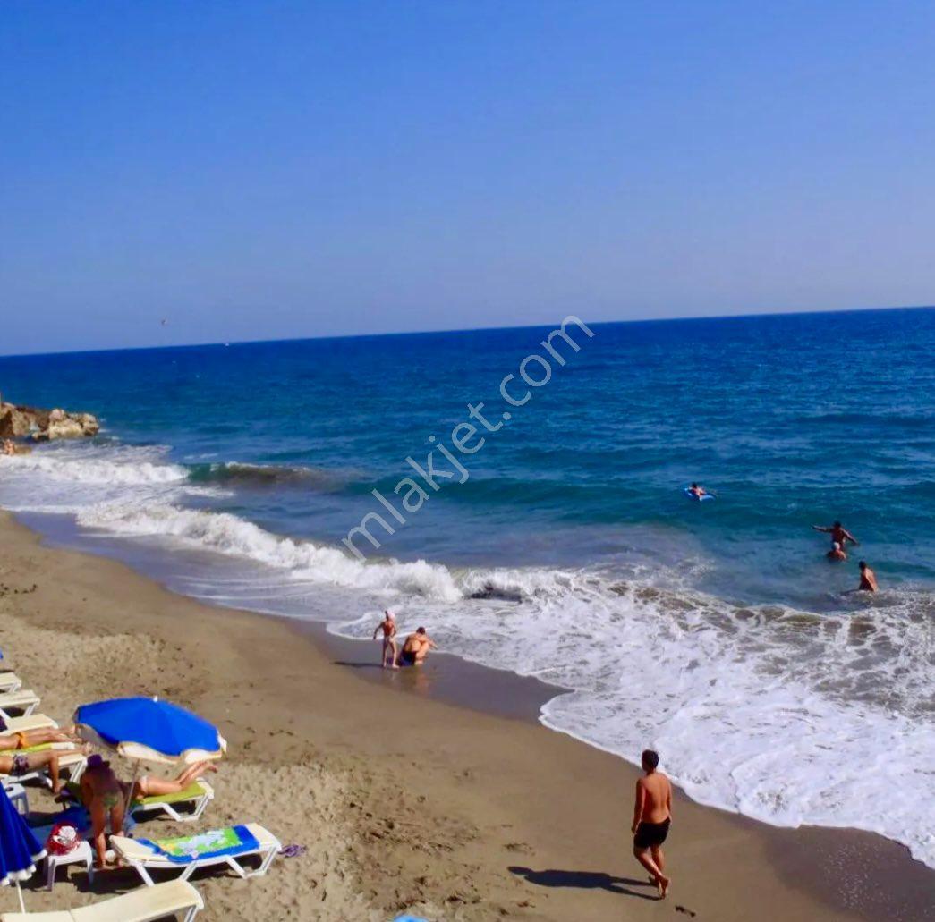 Alanya Konakloda Deniz Ve Havuz Manzaralı 2+1 Rezidans - Görsel 13