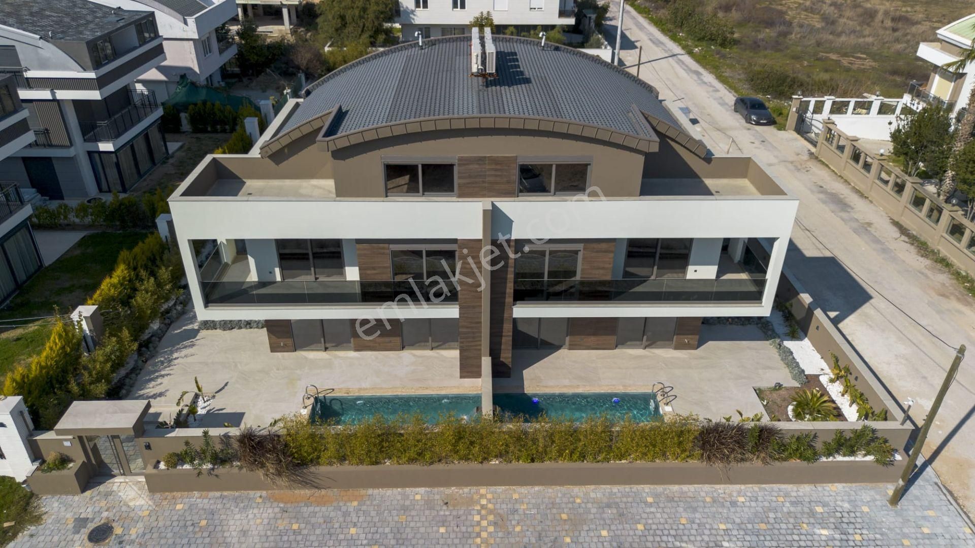 Denize, Plajlara 3 Dakika, Havuzlu Ultra Lüks 4+1 Villa - Görsel 21