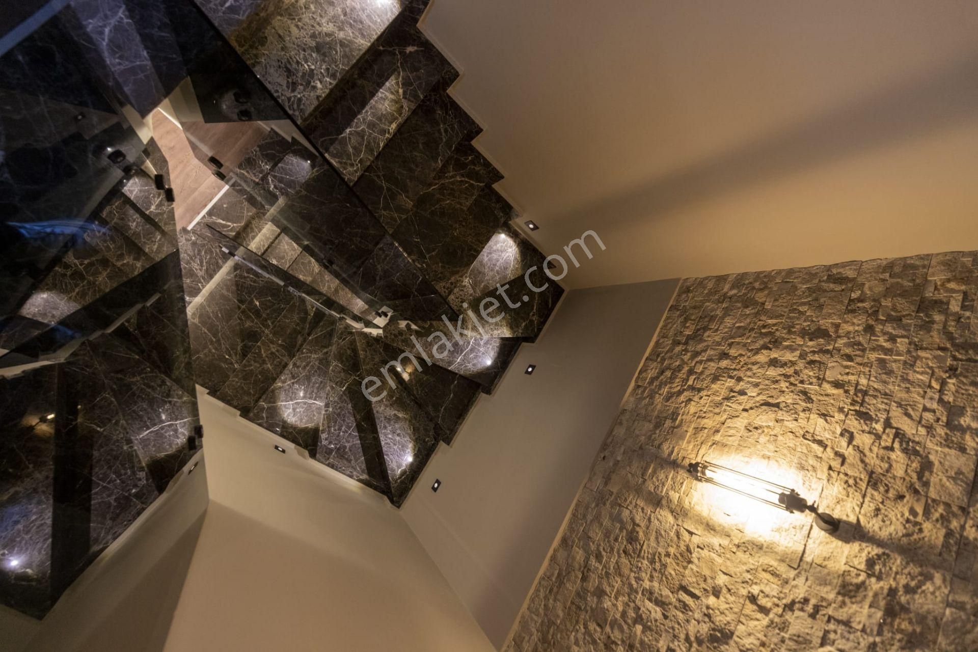 Denize, Plajlara 3 Dakika, Havuzlu Ultra Lüks 4+1 Villa - Görsel 10