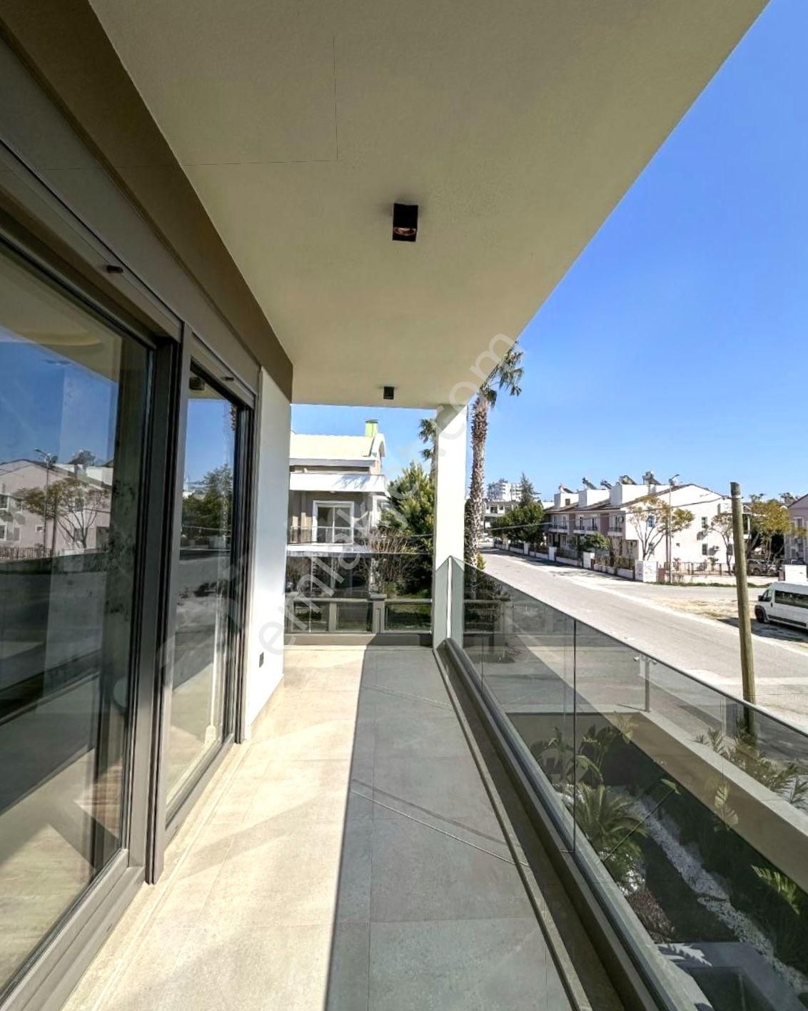 Denize, Plajlara 3 Dakika, Havuzlu Ultra Lüks 4+1 Villa - Görsel 16