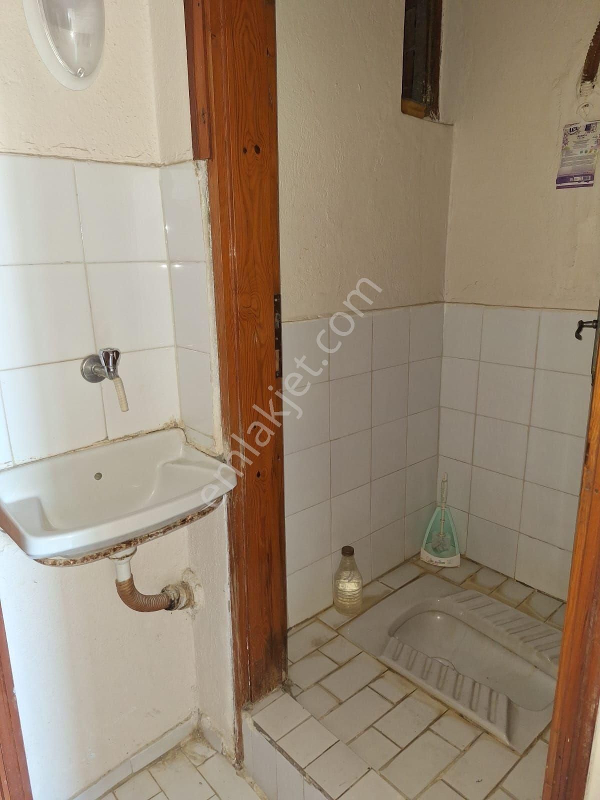 Canyapı'dan 1. Sakarya Mahallesinde 2+1 3. Kat Arakat Kiralık Daire - Görsel 8