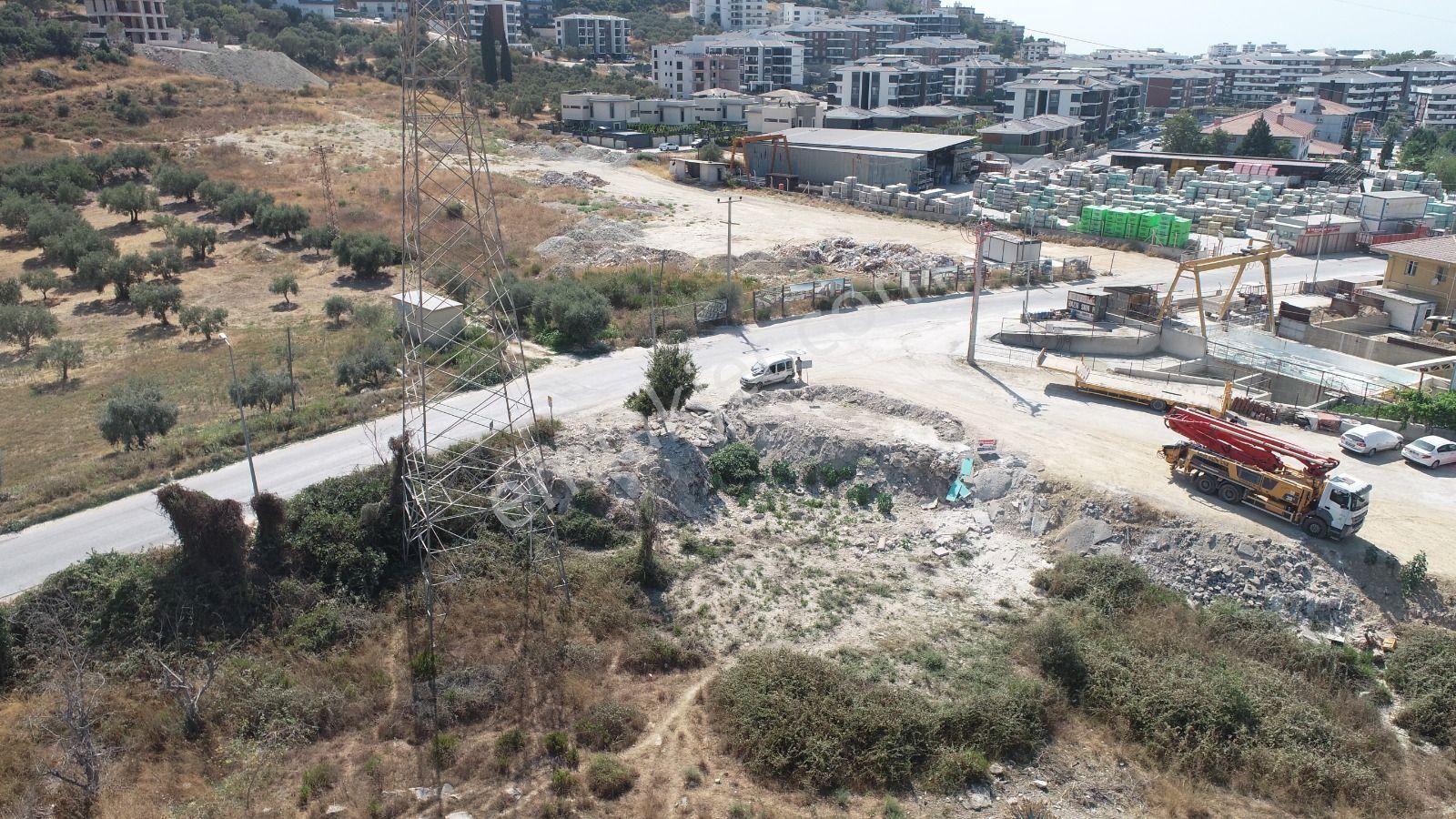 Satılık Kuşadası'nda 369m² İmarlı Arsa