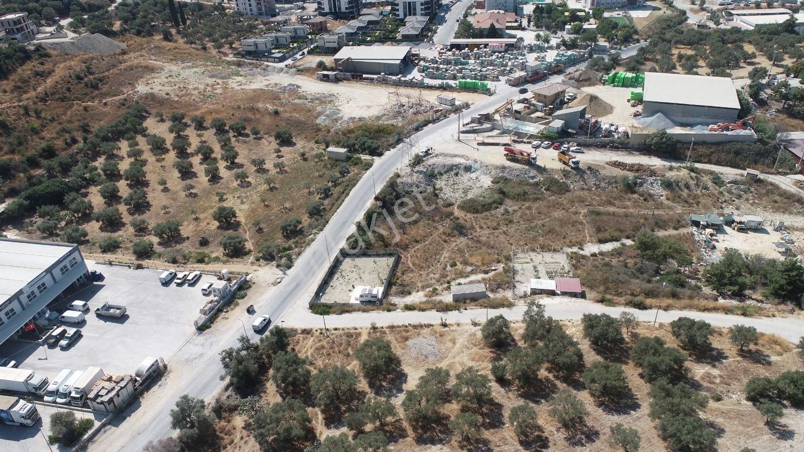 Satılık Kuşadası'nda 369m² İmarlı Arsa - Görsel 6